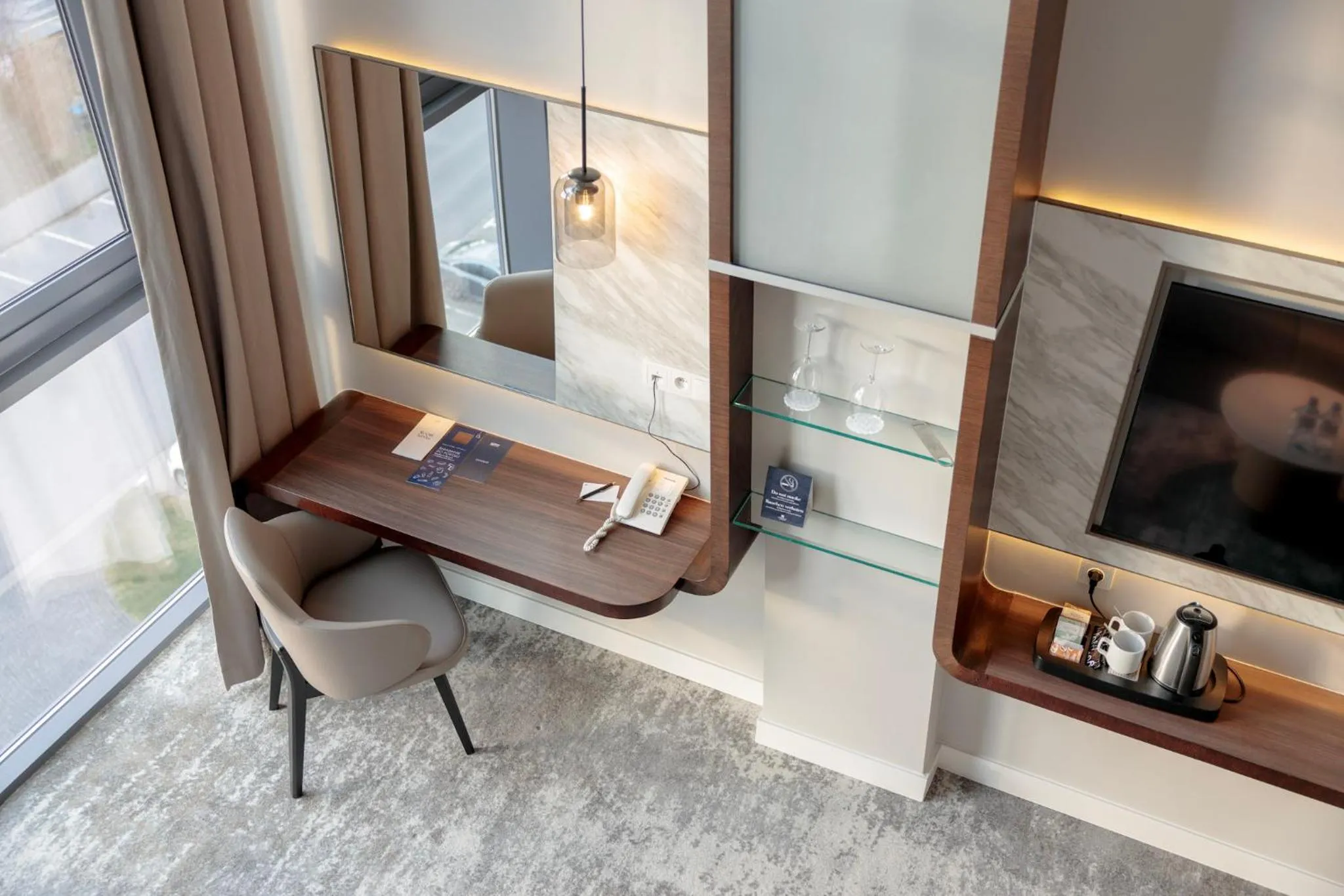 Living room in Marine Hotel by Zdrojowa