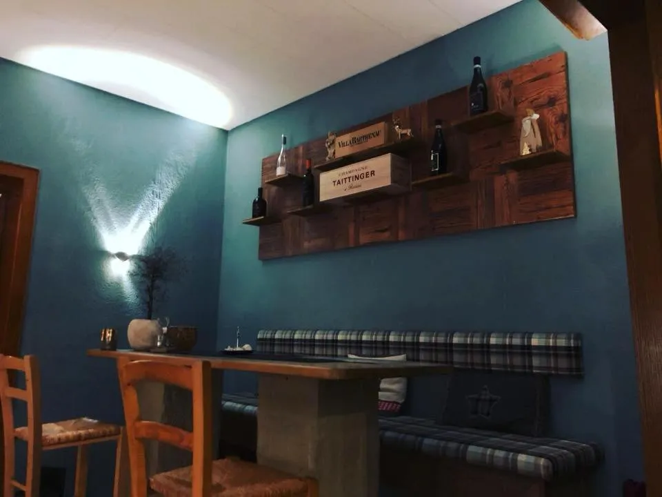 Decorative detail in Das kleine Landhotel