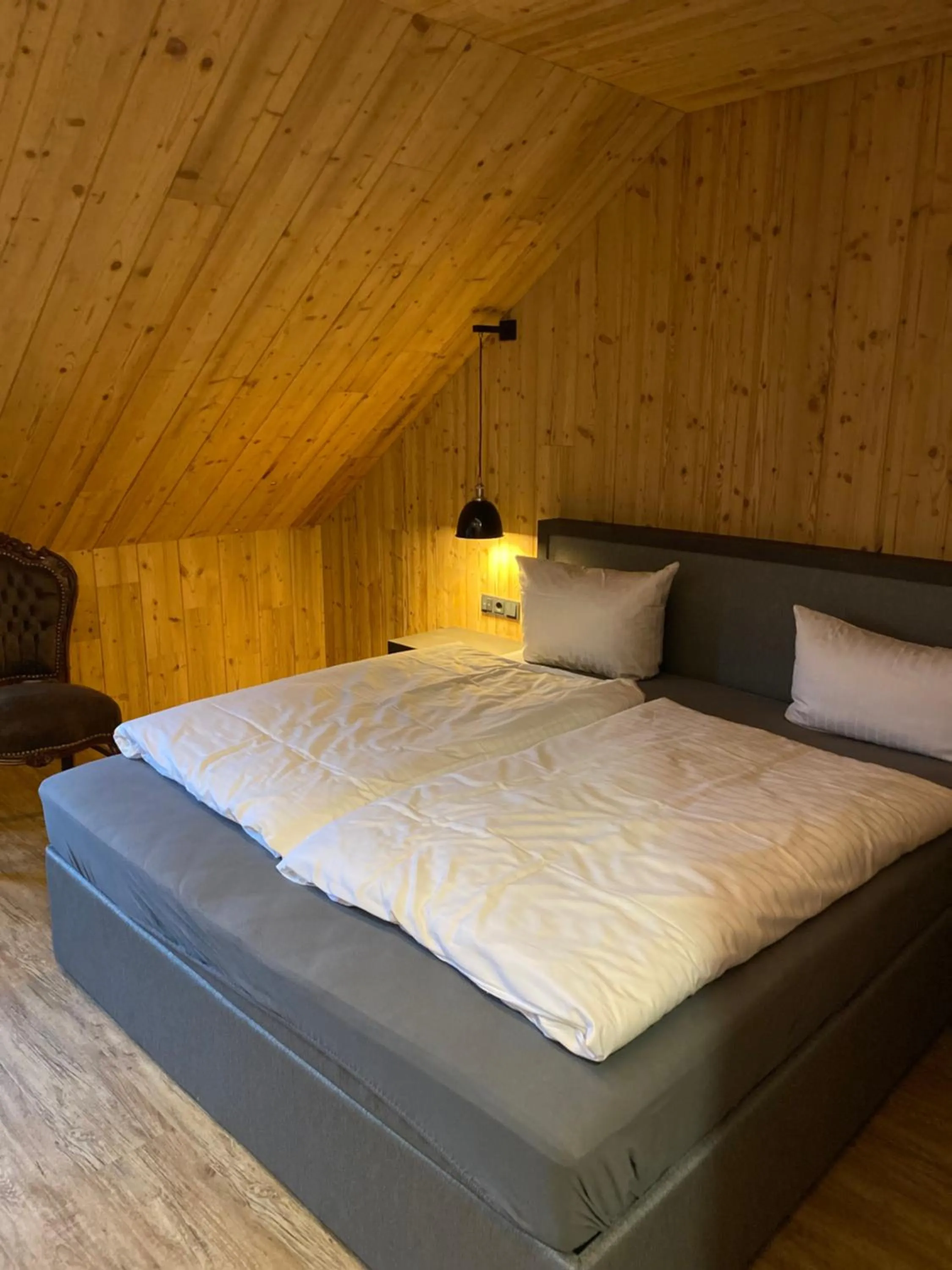 Photo of the whole room, Bed in Das kleine Landhotel