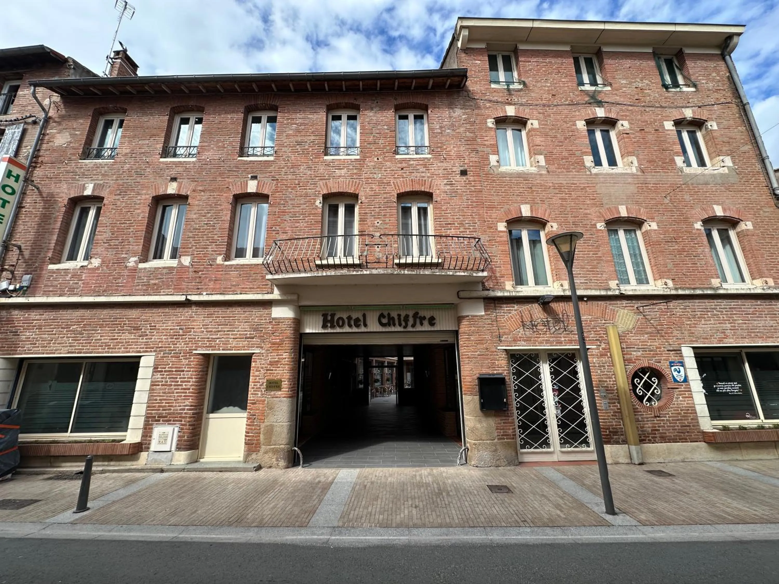 Facade/entrance in Hotel Chiffre