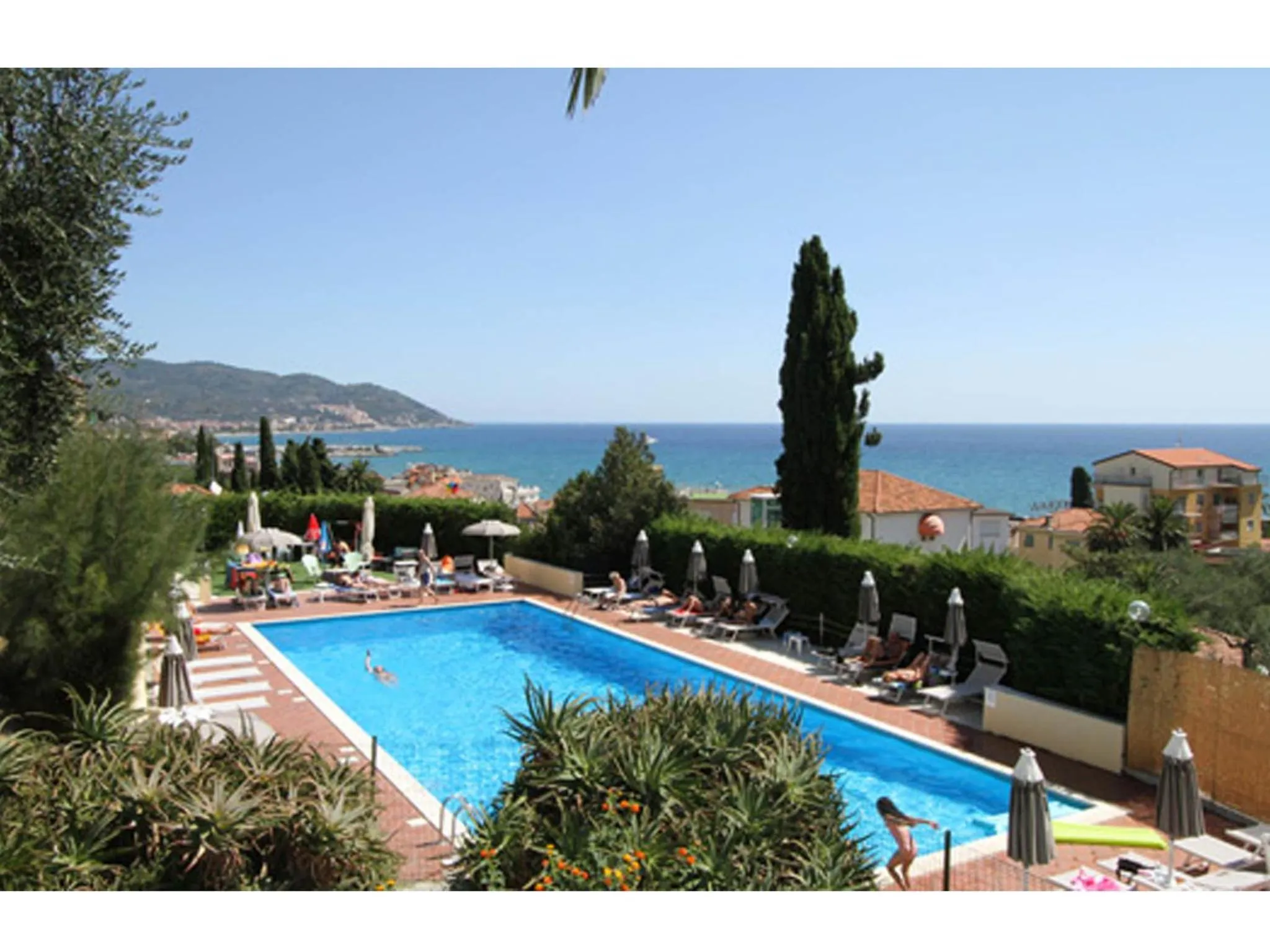 Swimming pool in Hotel Metropol