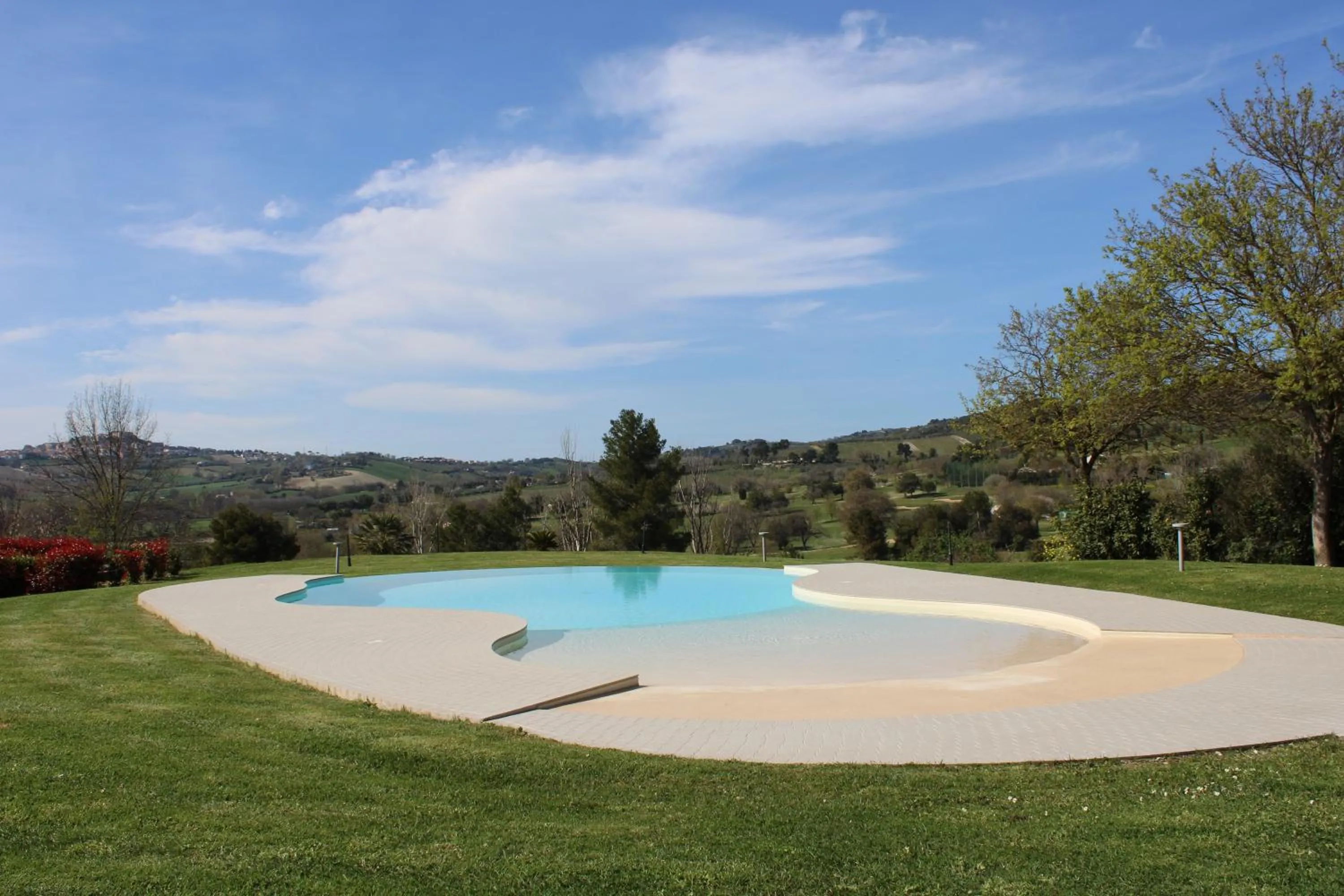 Swimming pool in Agromarino