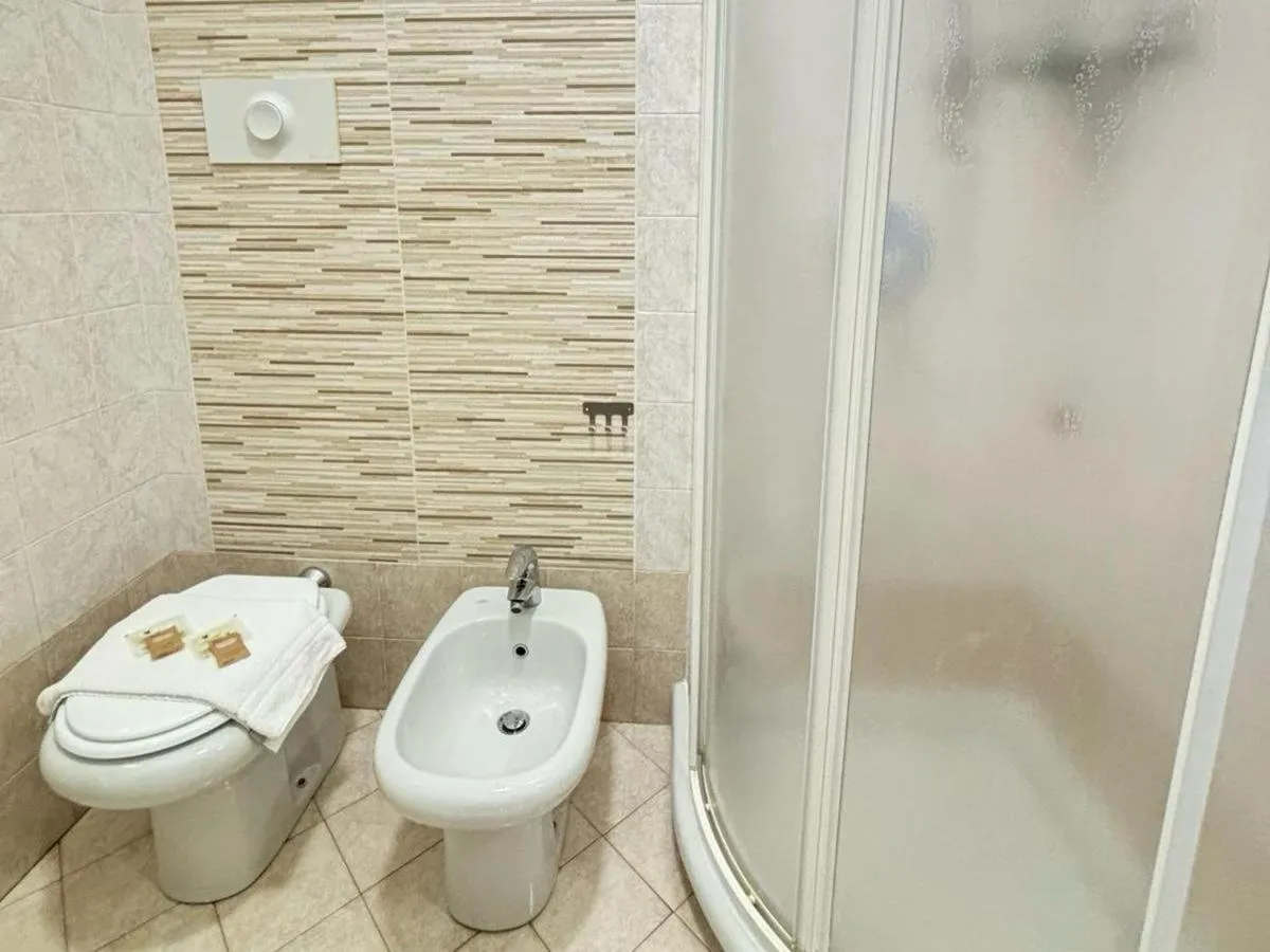 Shower in Residence Oasi Di Monza