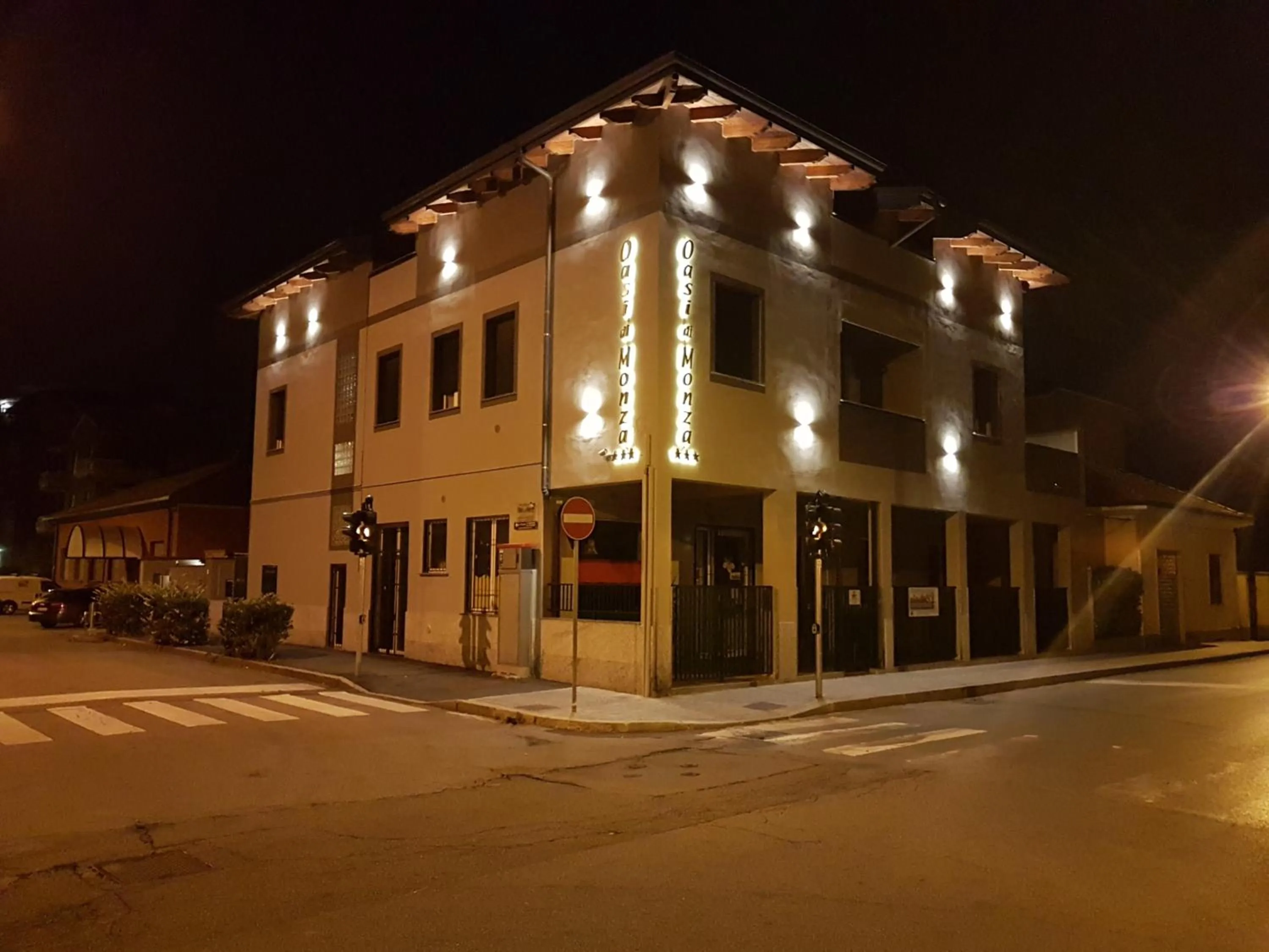 Property building in Residence Oasi Di Monza