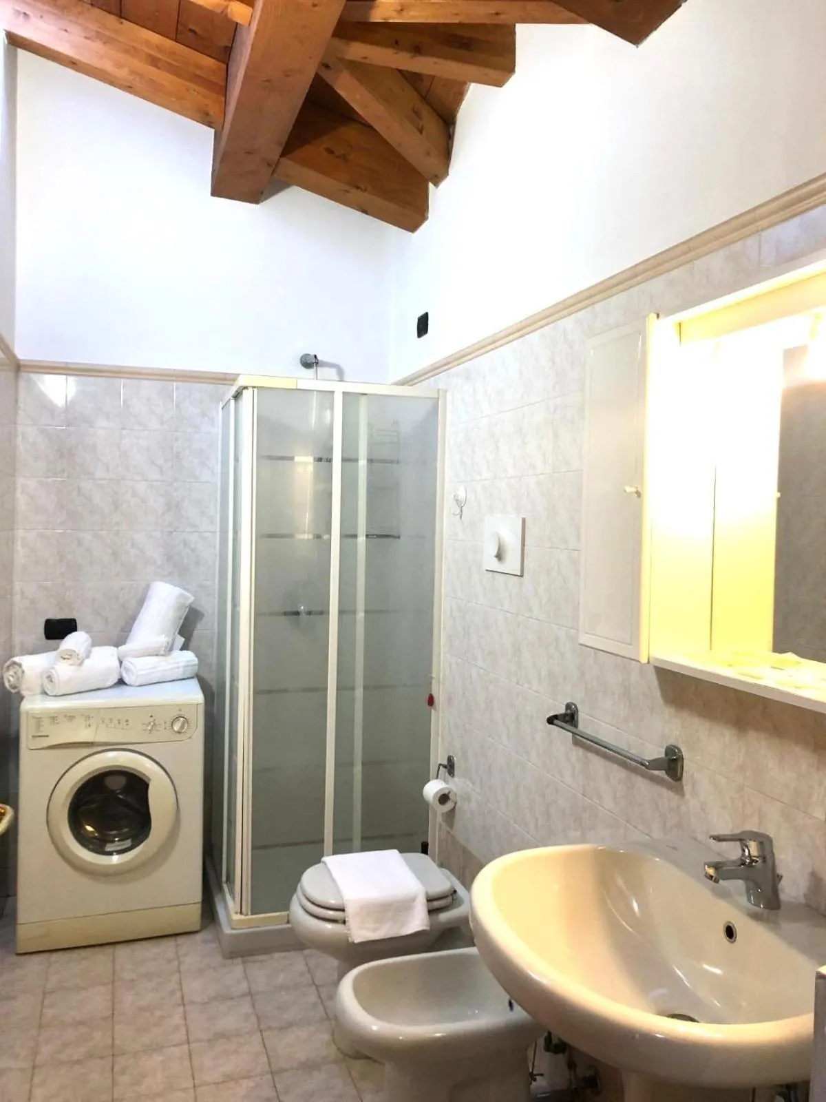 Shower in Residence Oasi Di Monza