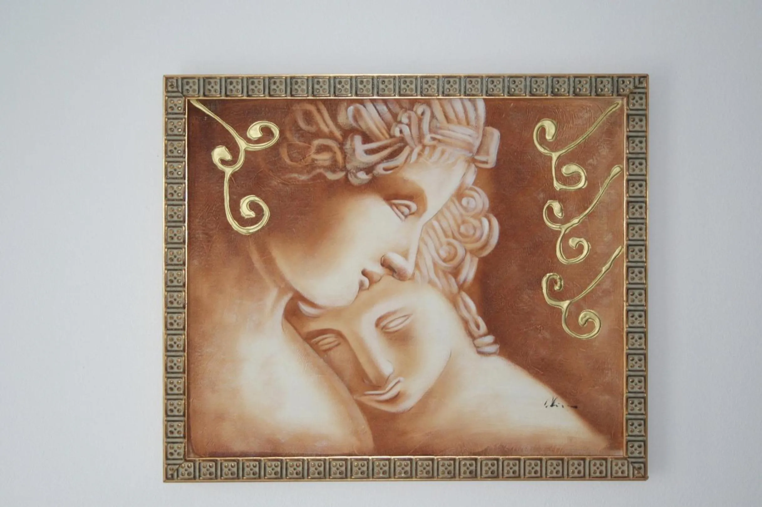 Decorative detail in Pantheon Deluxe Apartments