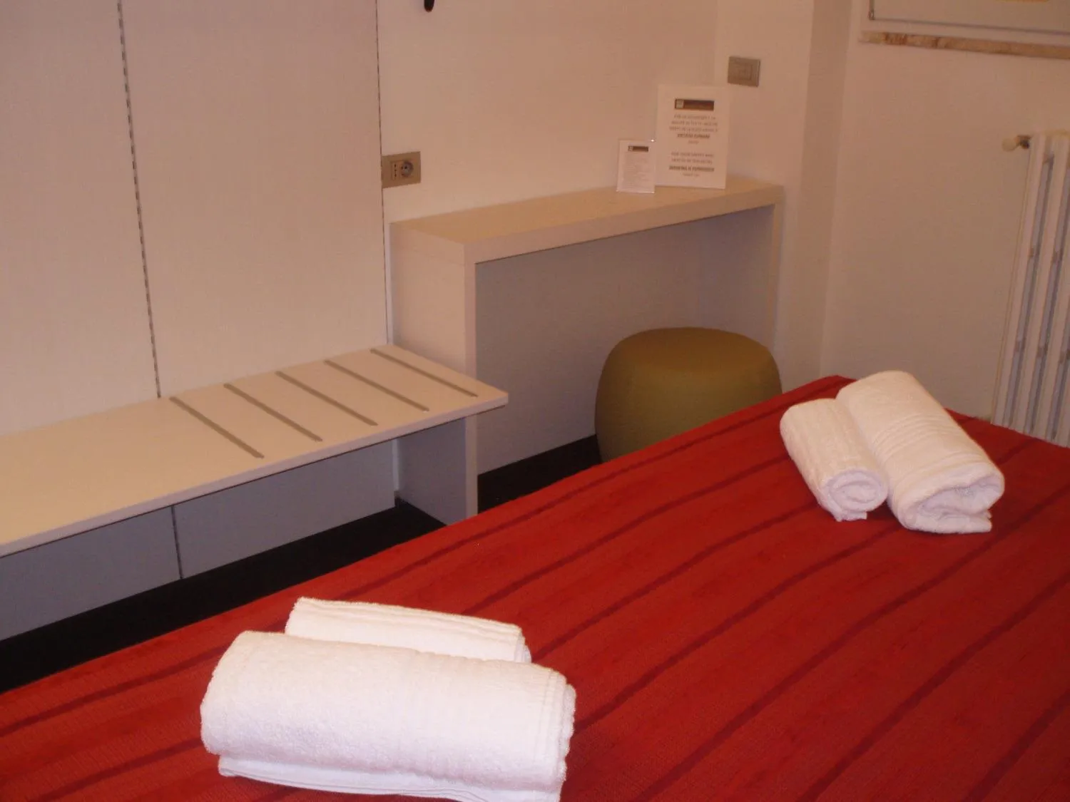 Bed in Hotel Firenze