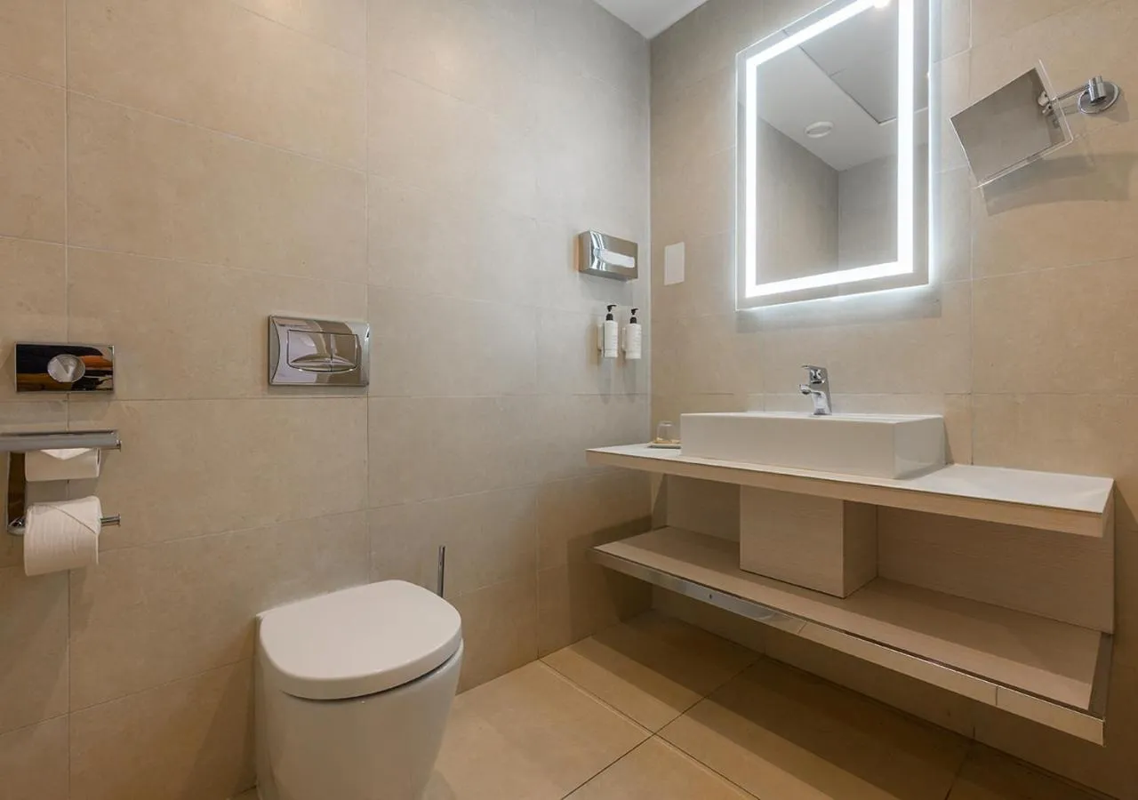 Maritim Antonine Hotel & Spa