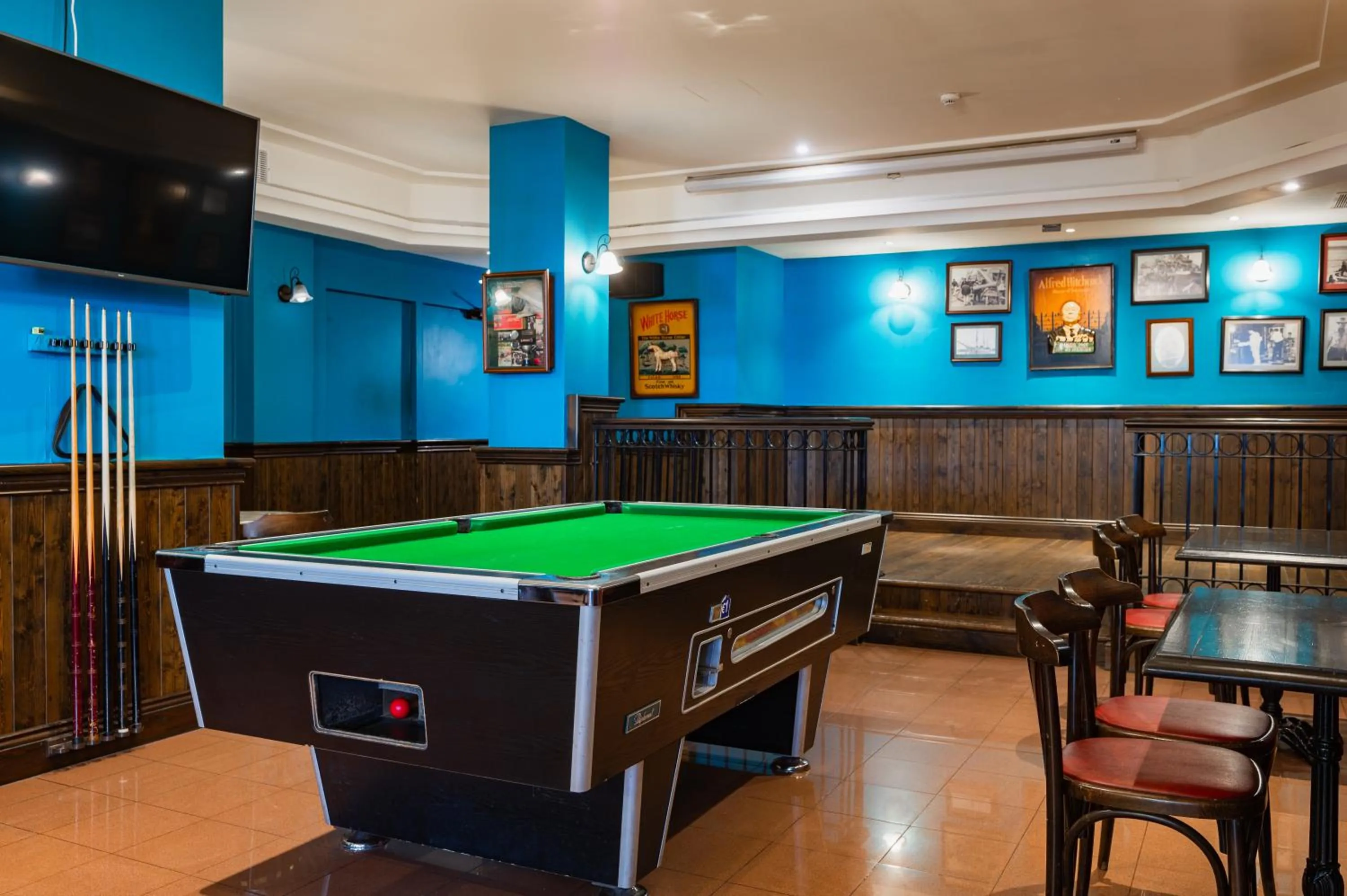 Billiard in Maritim Antonine Hotel & Spa