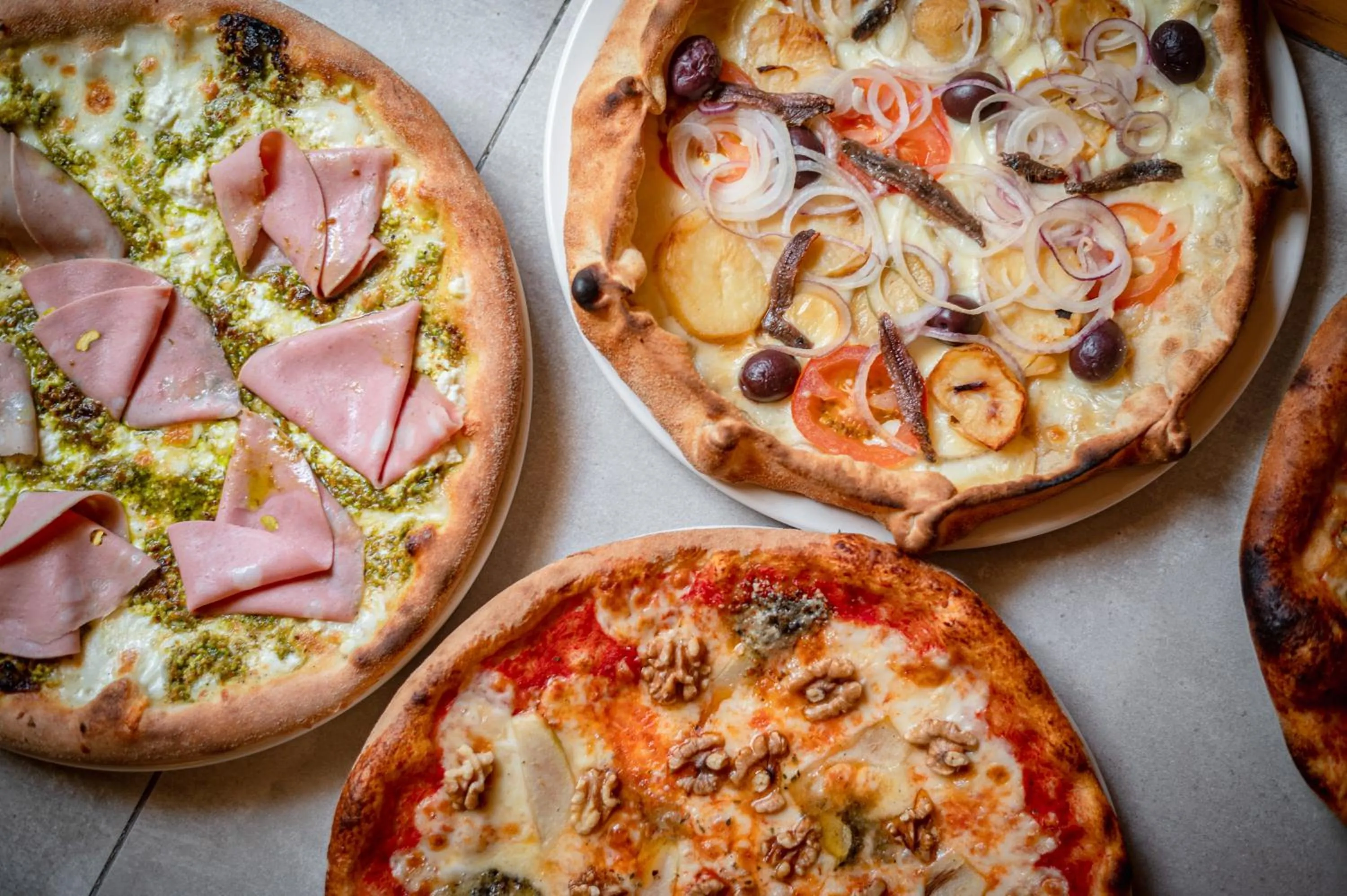 Restaurant/places to eat in Maritim Antonine Hotel & Spa