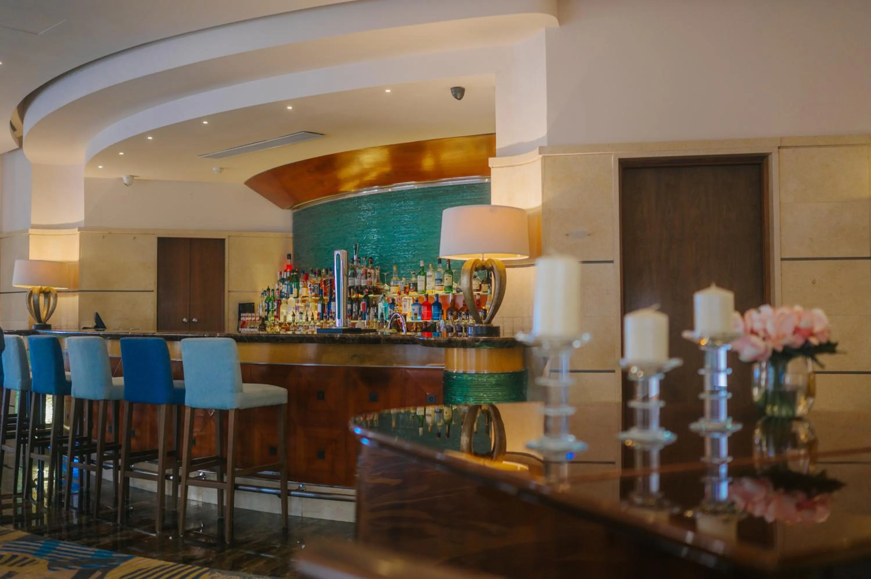 Lounge or bar in Maritim Antonine Hotel & Spa