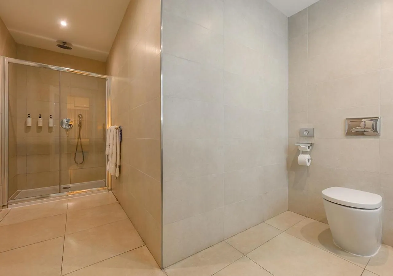 Maritim Antonine Hotel & Spa