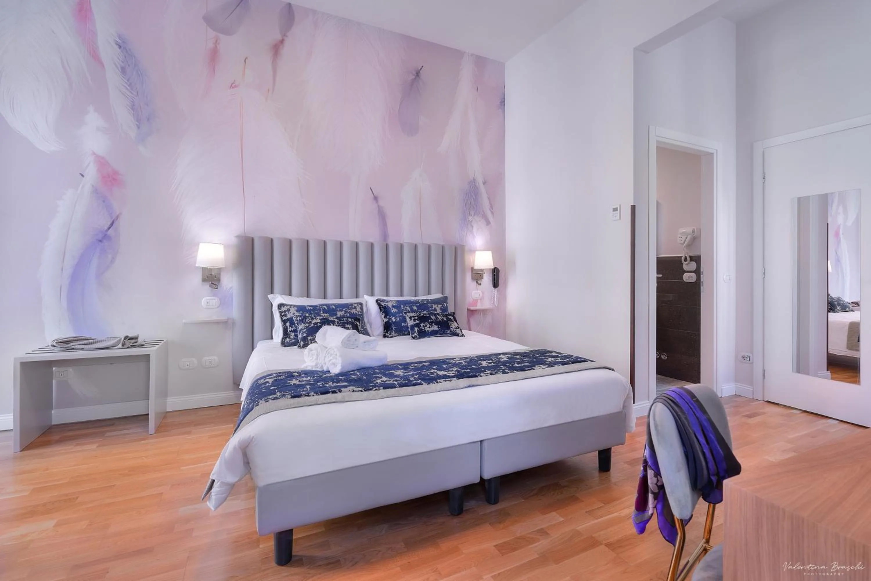 Photo of the whole room, Bed in Hotel Cosmos