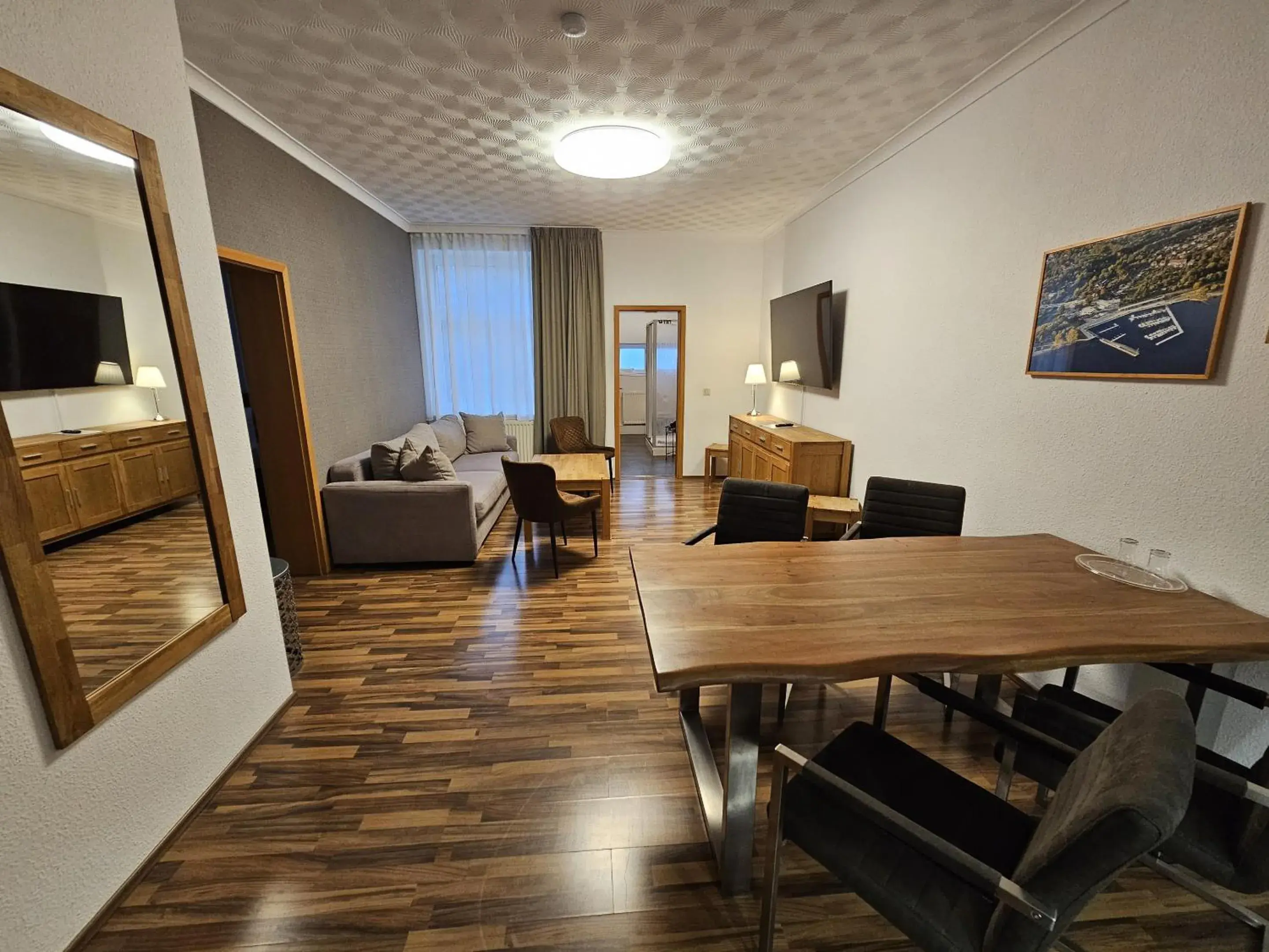 One-Bedroom Suite in Parkhotel Senftenberg One-Bedroom Suite in Parkhotel Senftenberg