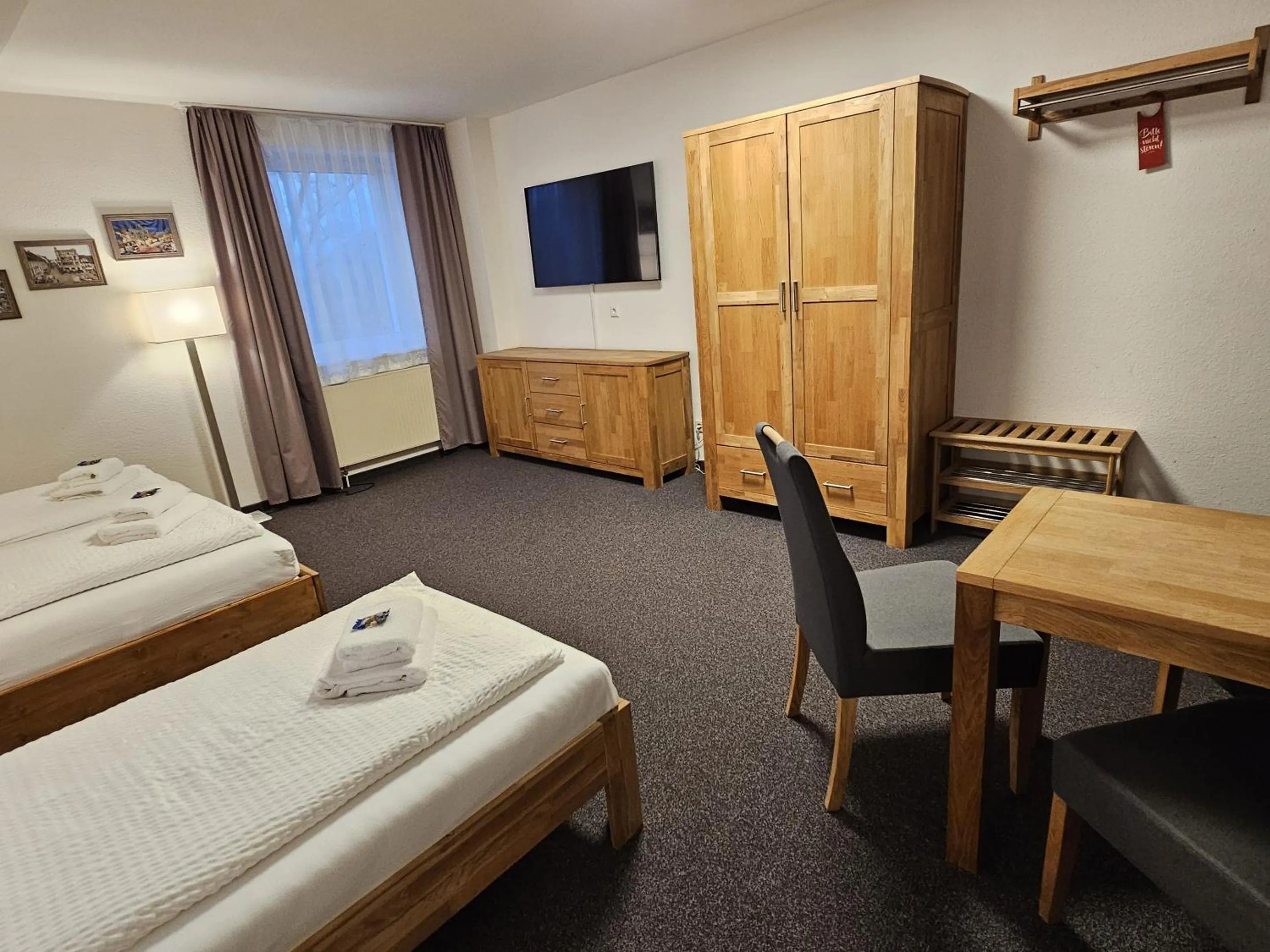 Bedroom, Bed in Parkhotel Senftenberg