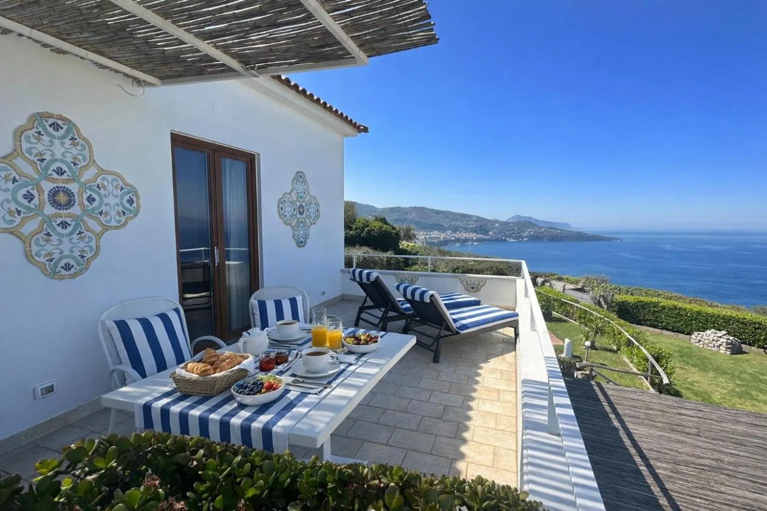 Balcony/Terrace in Villa Raf