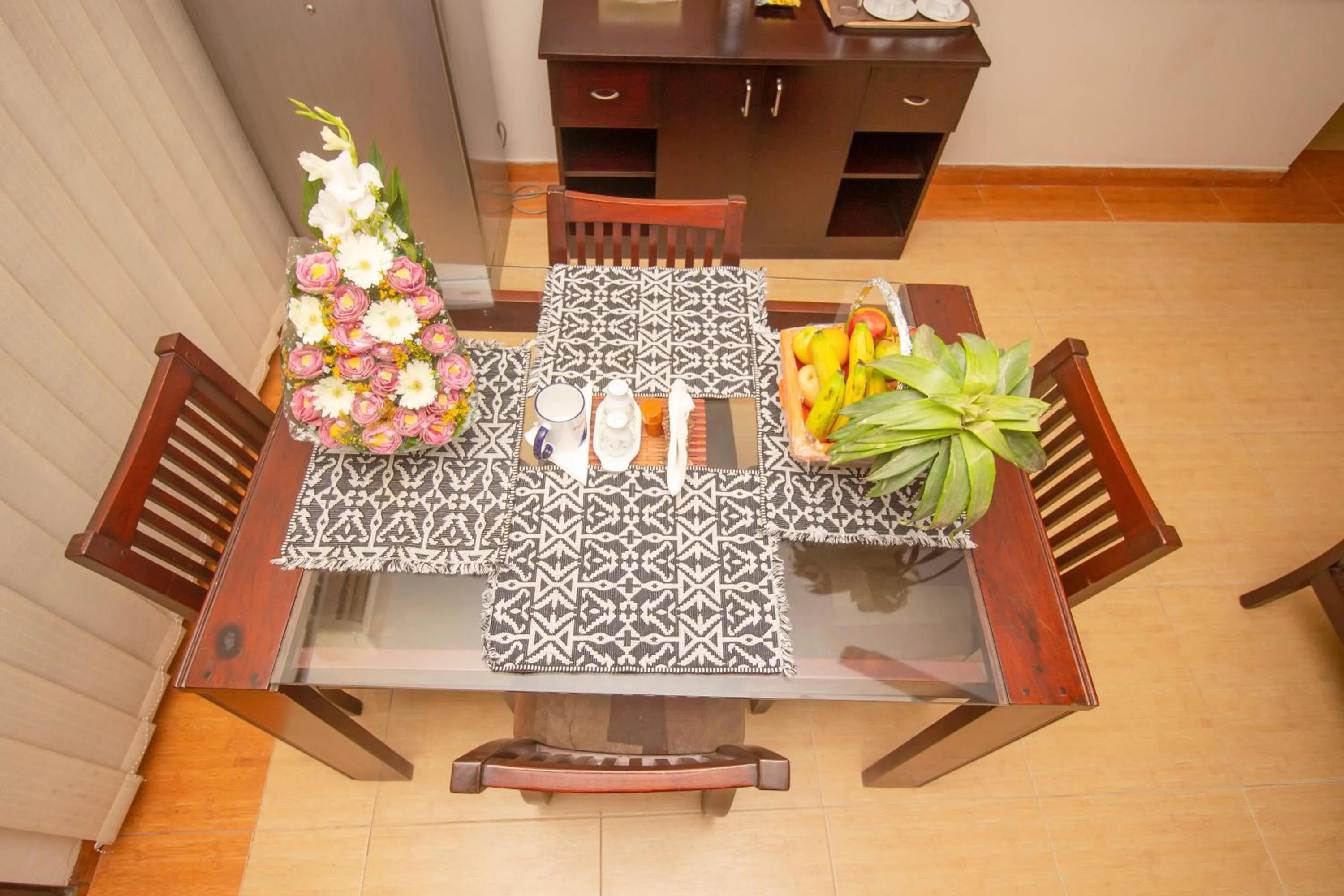 Food and drinks in Rafflesia Serviced Apartments