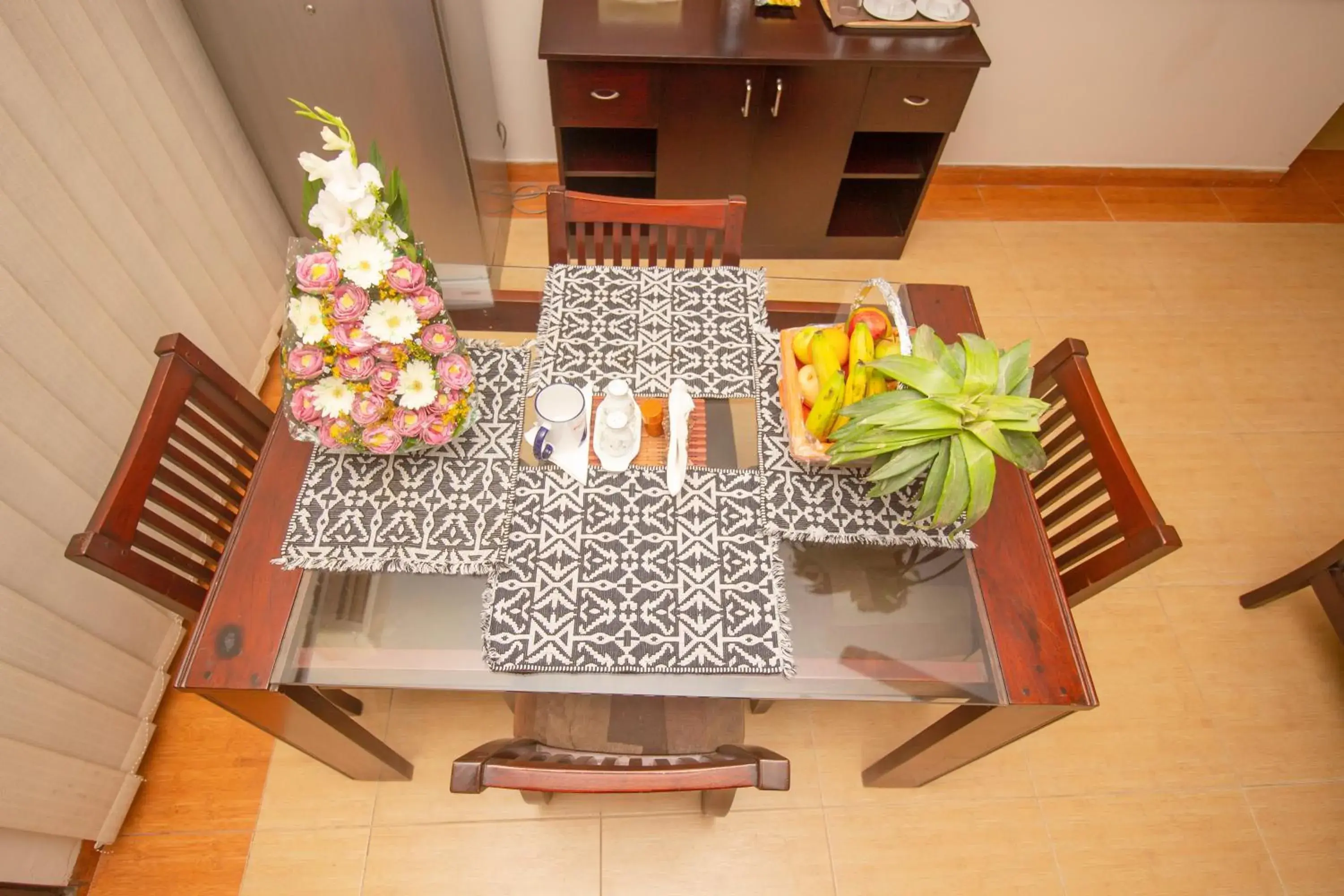 Food and drinks in Rafflesia Serviced Apartments Food and drinks in Rafflesia Serviced Apartments