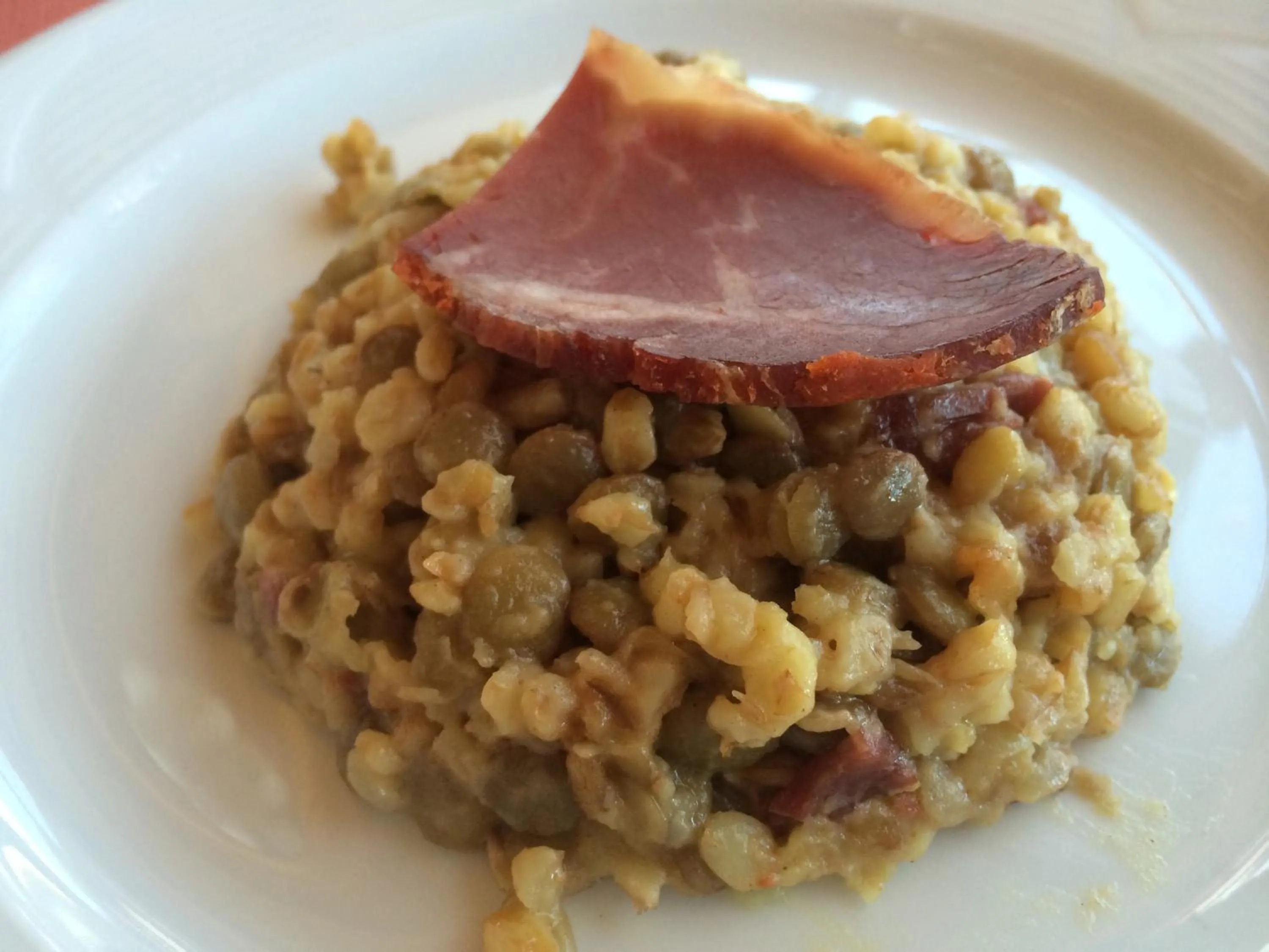 Restaurant/places to eat in Iksir Resort Town