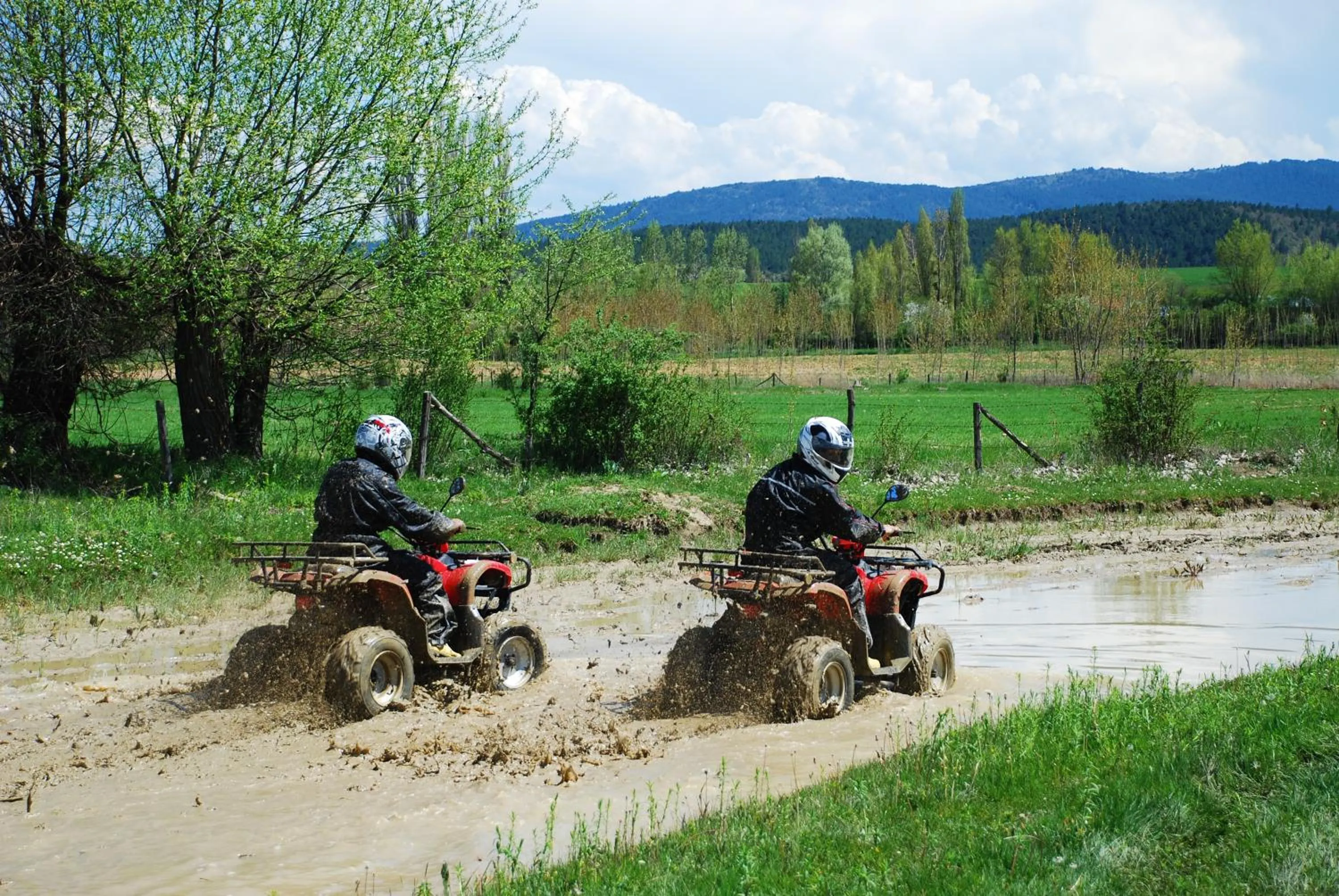 Day in Iksir Resort Town