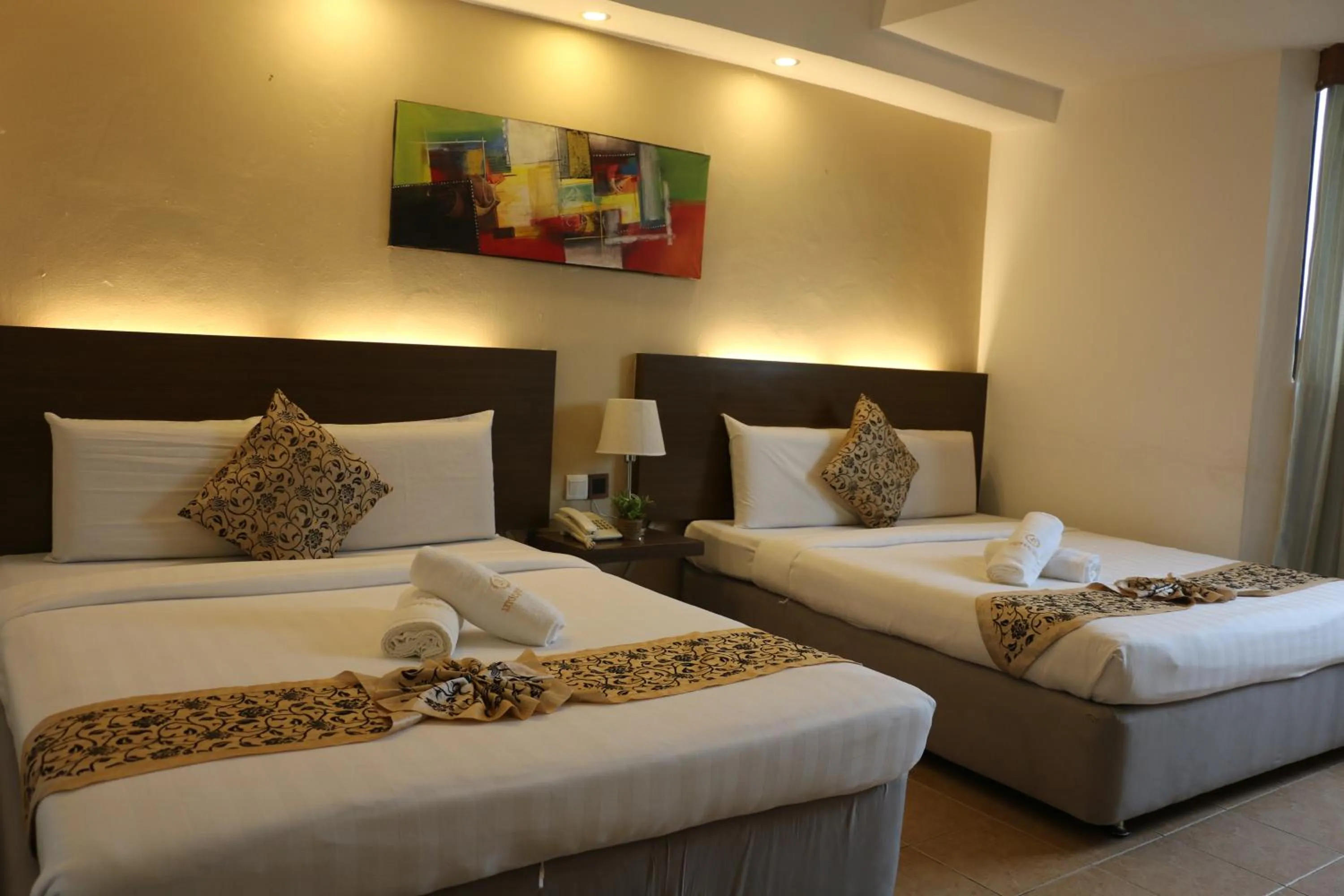 Bed in Eagle Bay Hotel