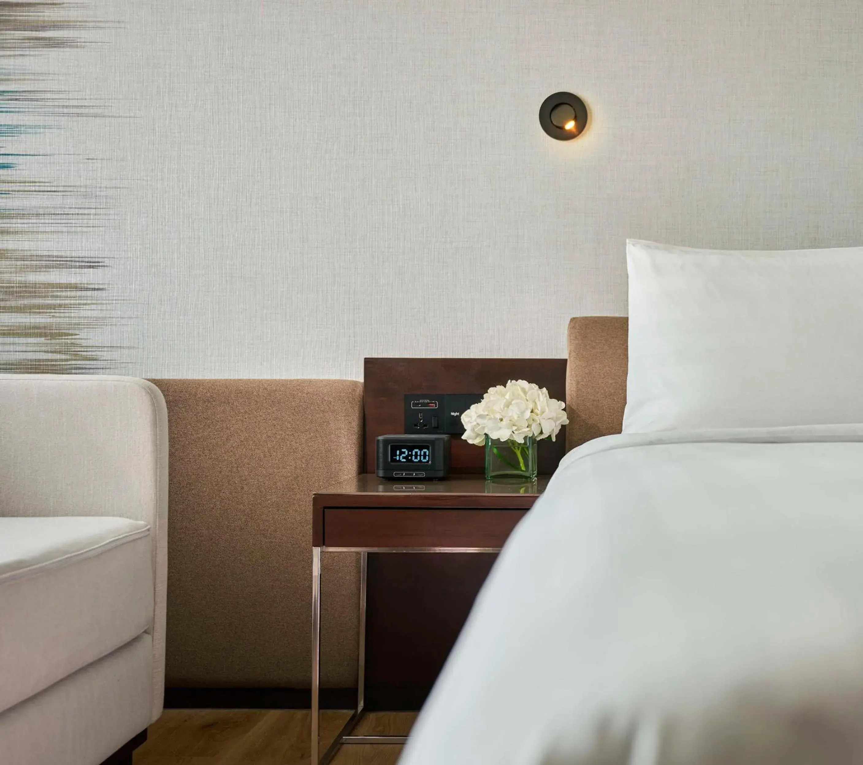 Bedroom, Bed in Traders Hotel, Kuala Lumpur Bedroom, Bed in Traders Hotel, Kuala Lumpur