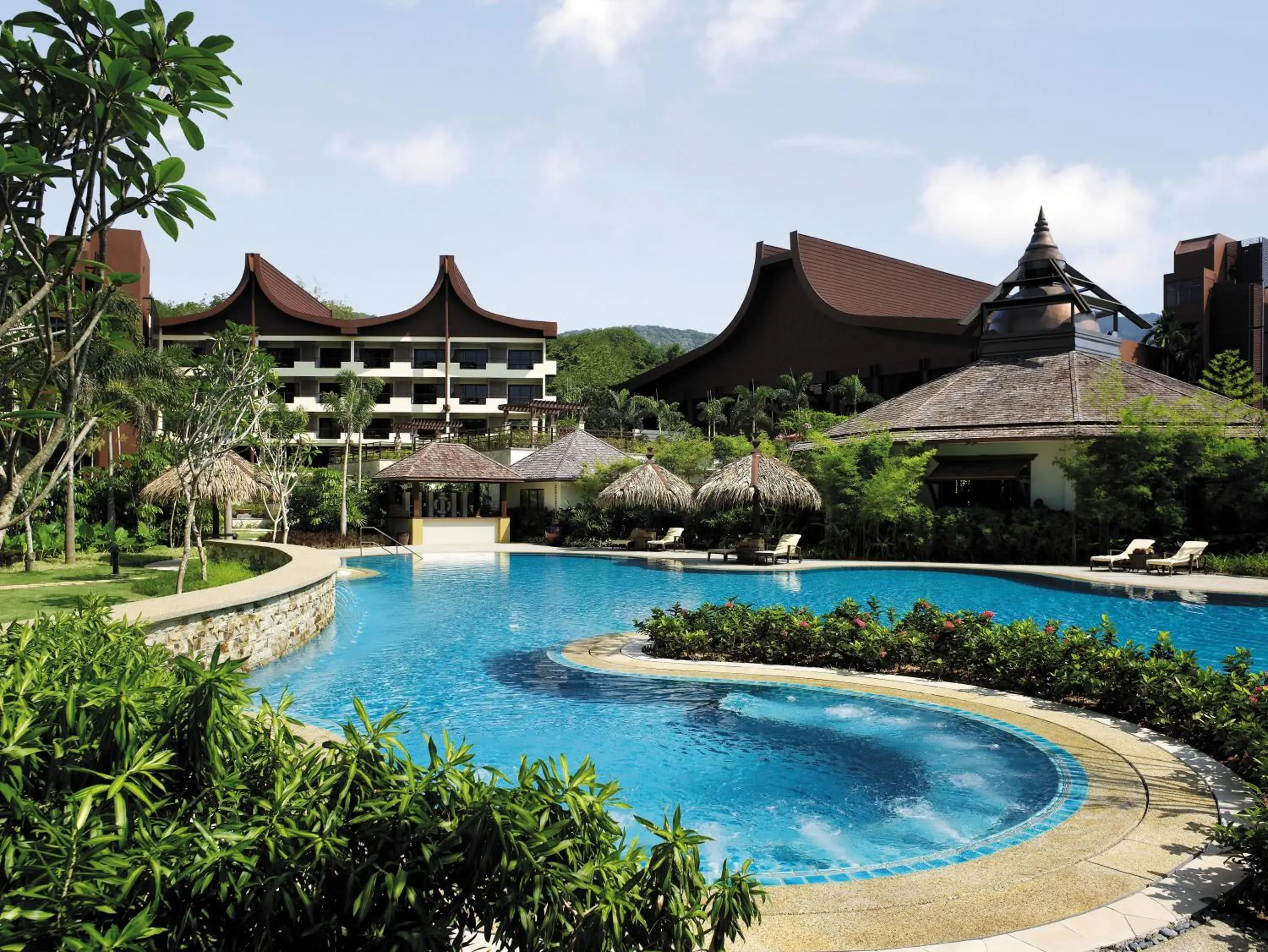 Swimming Pool in Shangri-La Rasa Sayang, Penang