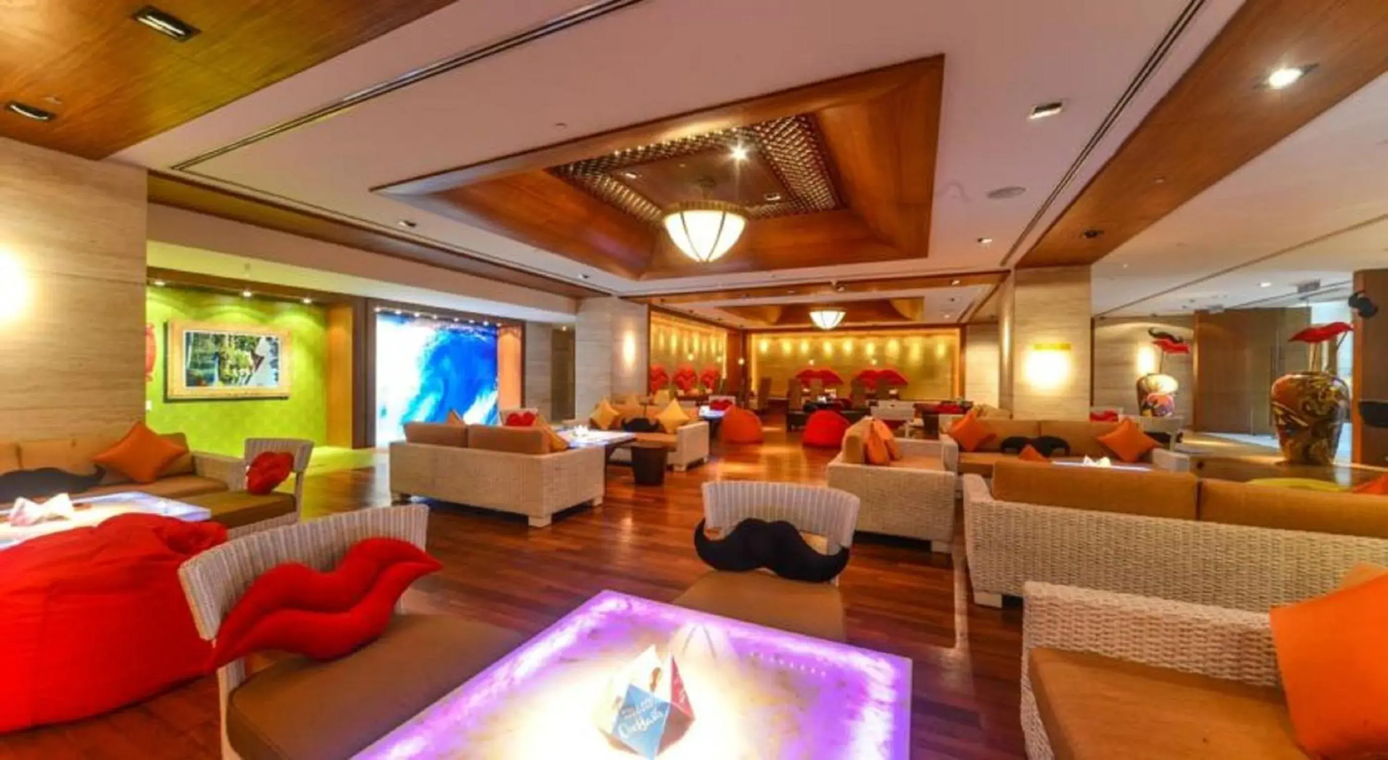 Lounge or bar in Shangri-La Rasa Sayang, Penang