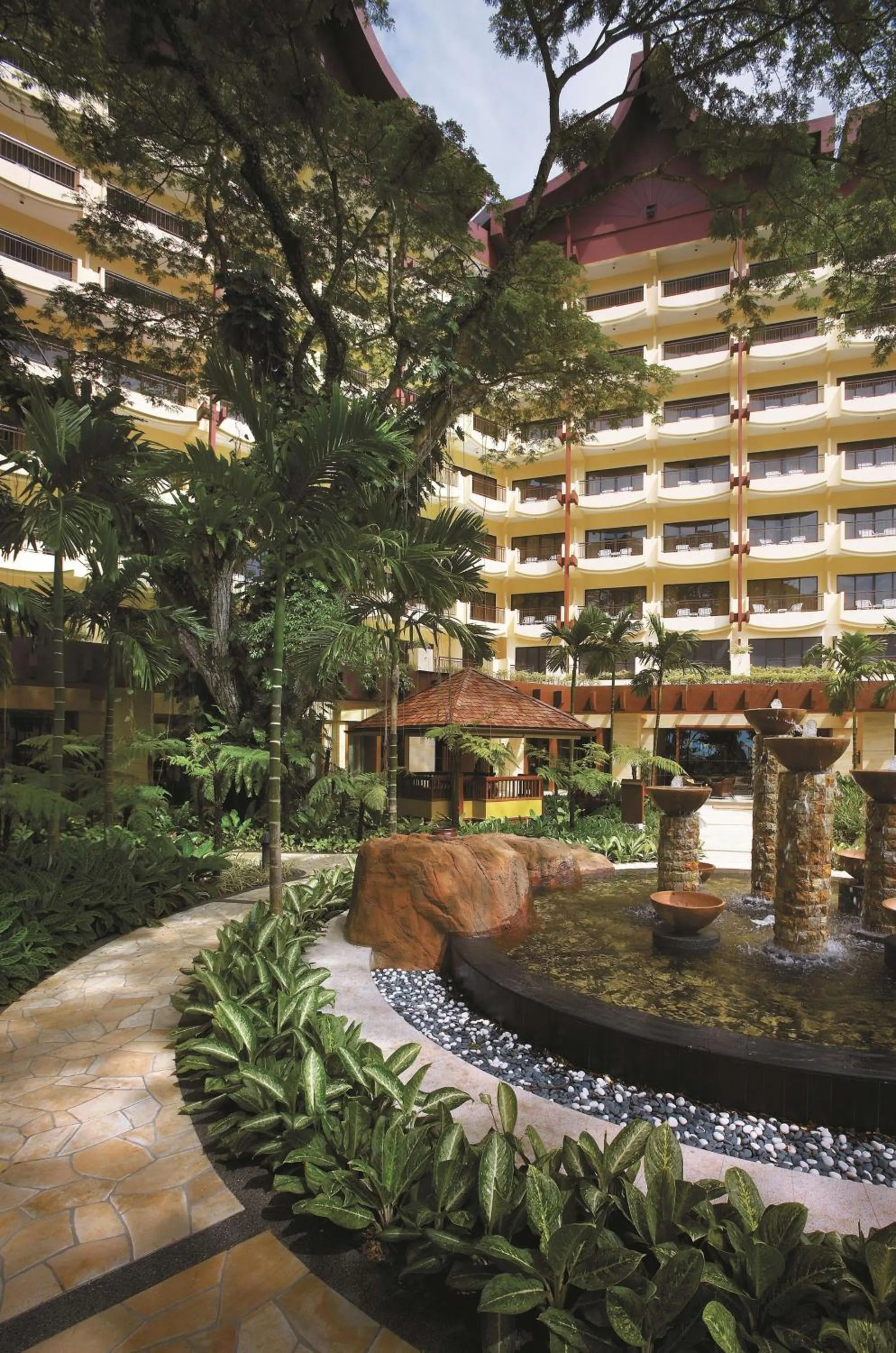 Property building in Shangri-La Rasa Sayang, Penang