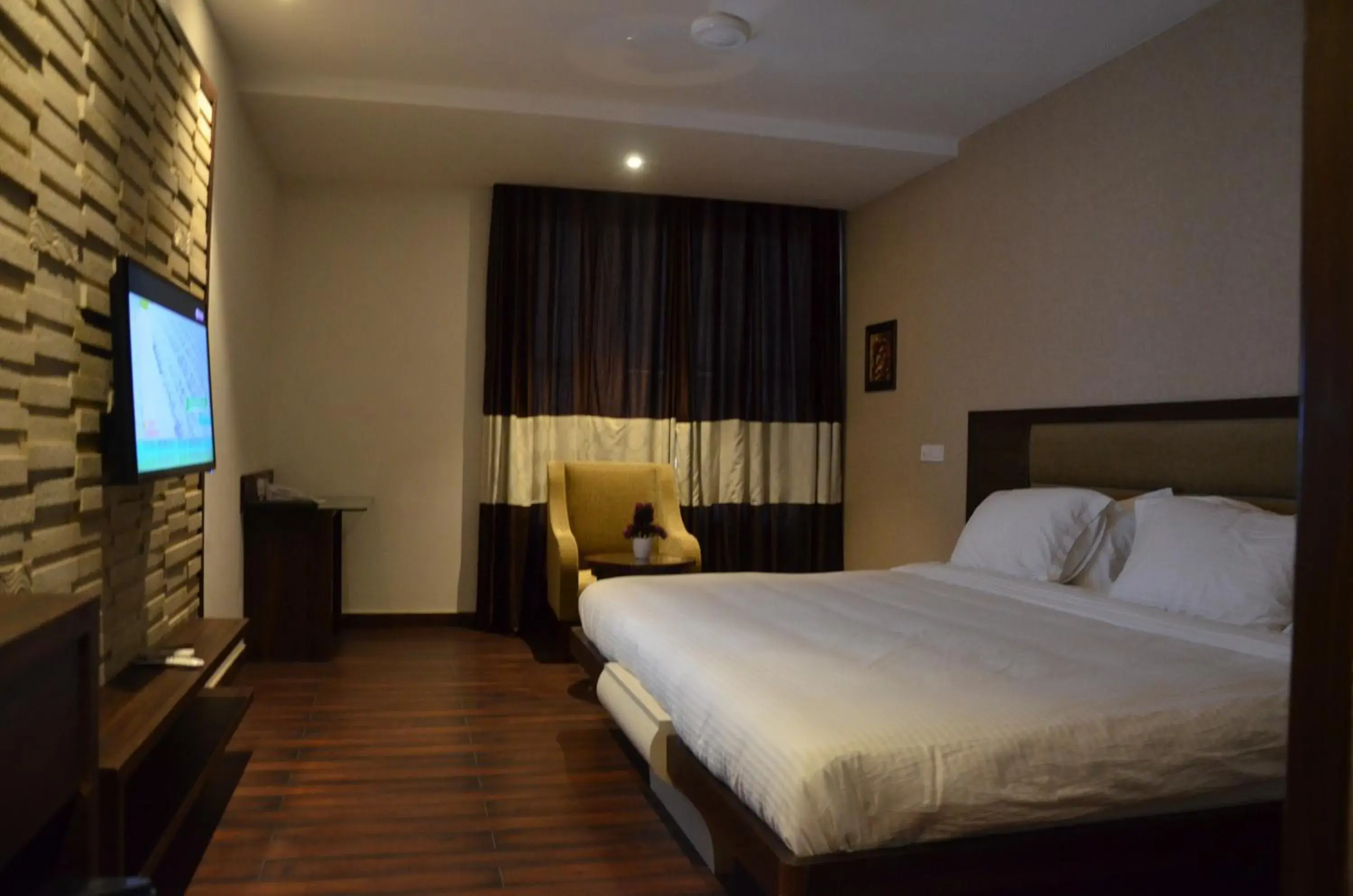 Photo of the whole room in Hotel Fortune Blue Photo of the whole room in Hotel Fortune Blue