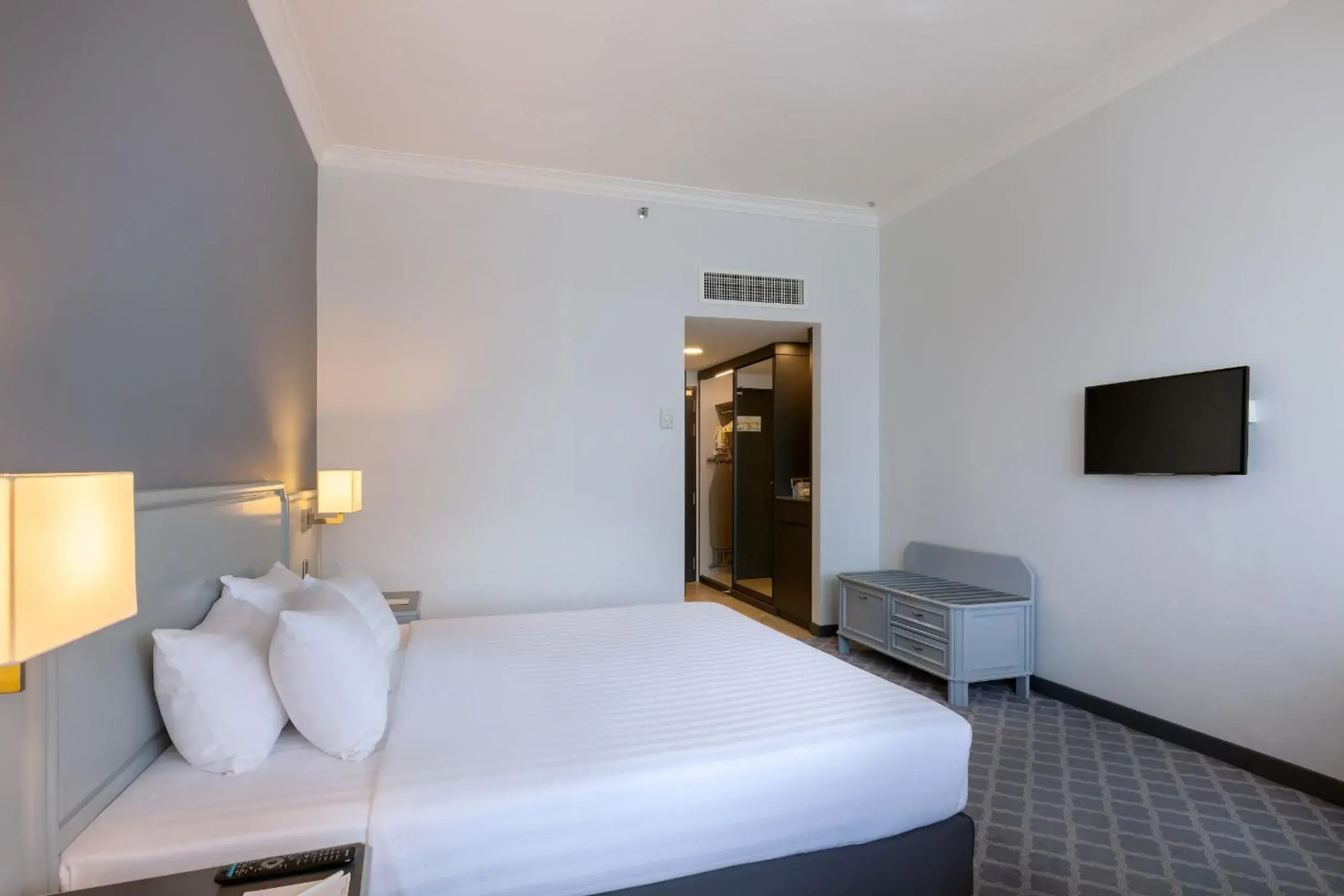 Deluxe King Room in Bayview Hotel Langkawi Deluxe King Room in Bayview Hotel Langkawi