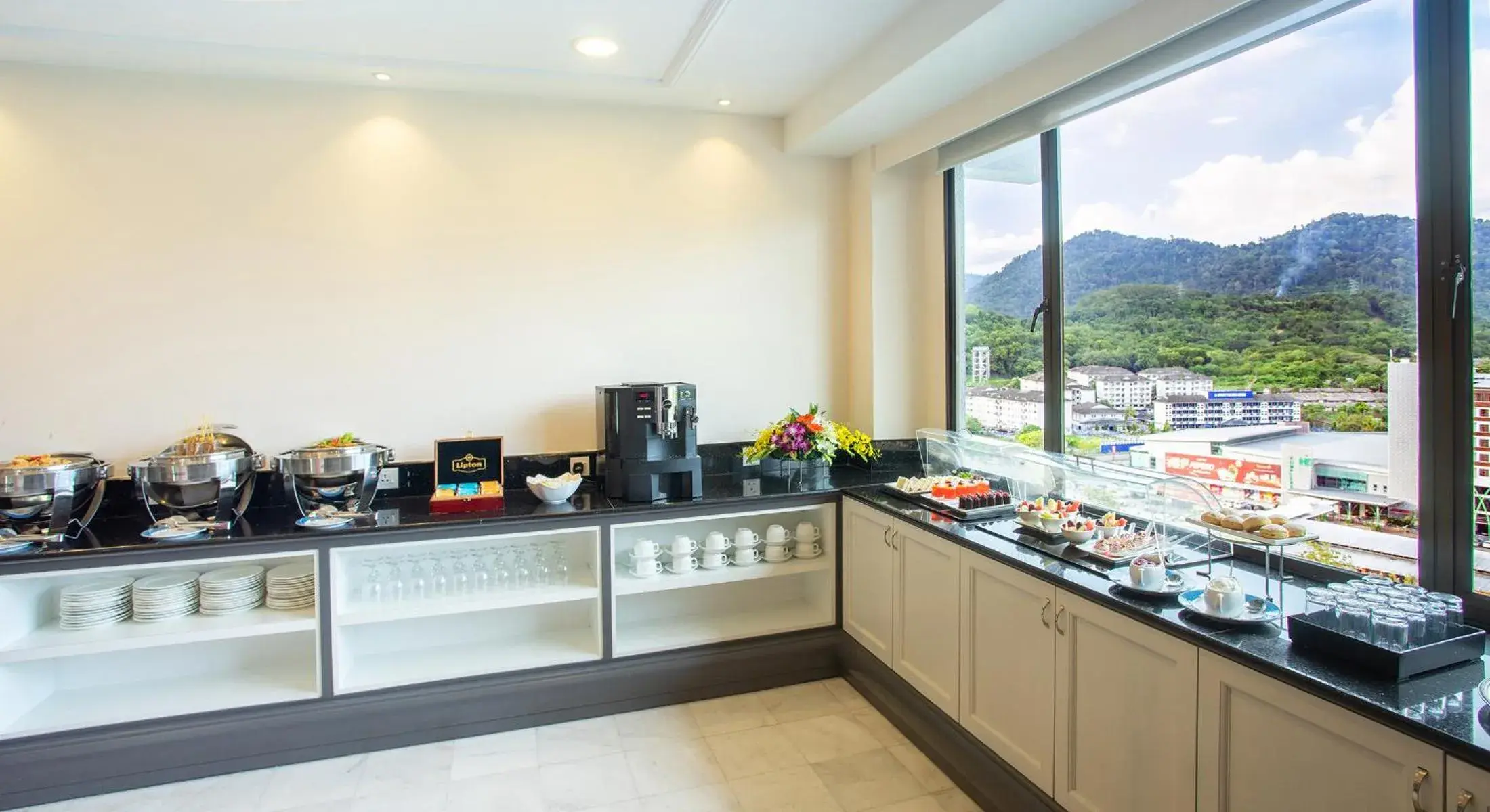 Food and drinks in Bayview Hotel Langkawi Food and drinks in Bayview Hotel Langkawi