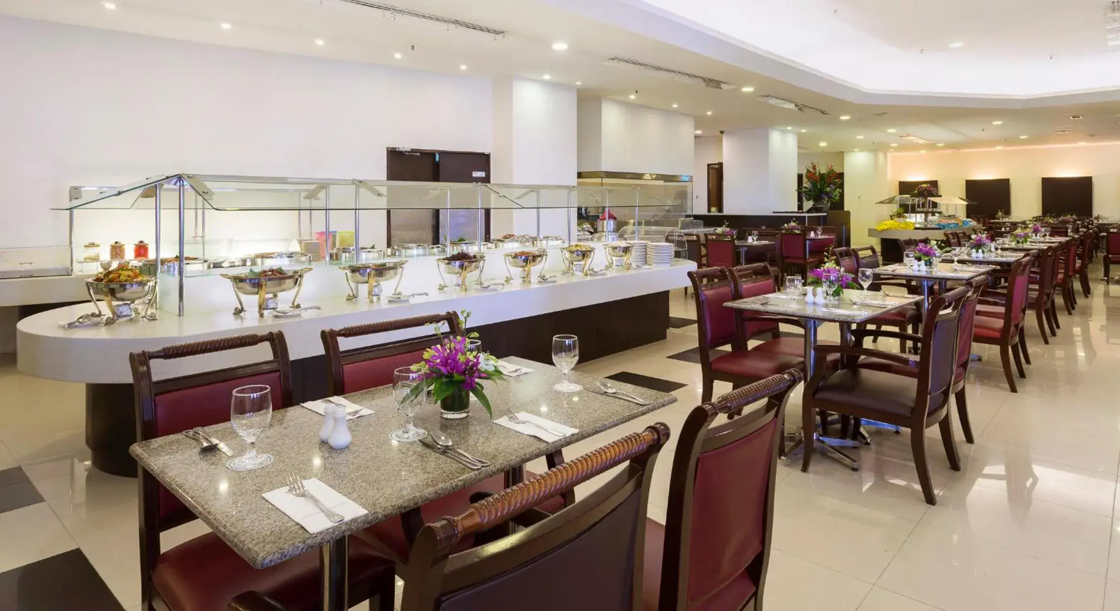 Restaurant/places to eat in Bayview Hotel Langkawi Restaurant/places to eat in Bayview Hotel Langkawi