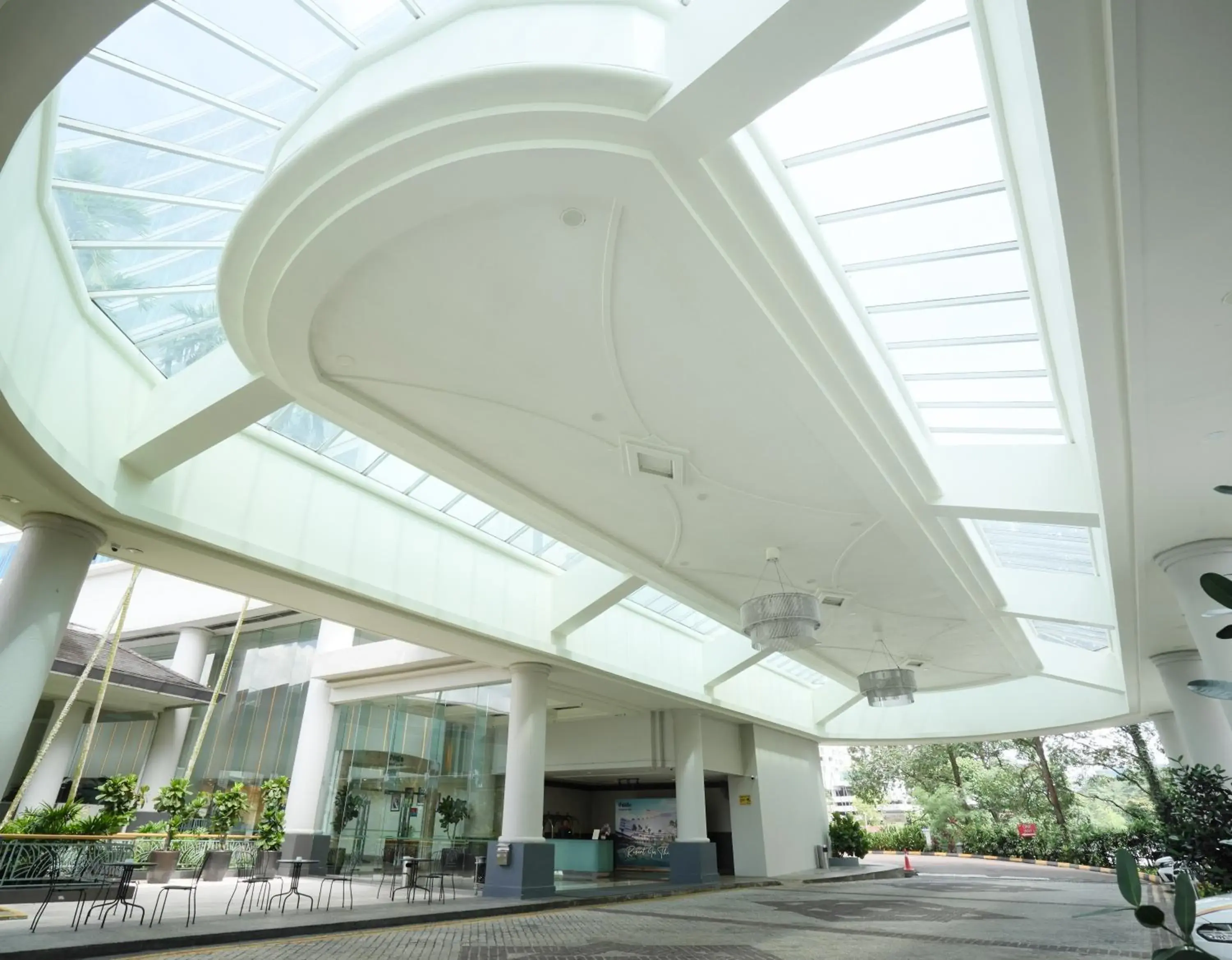 Facade/entrance in Thistle Johor Bahru Facade/entrance in Thistle Johor Bahru