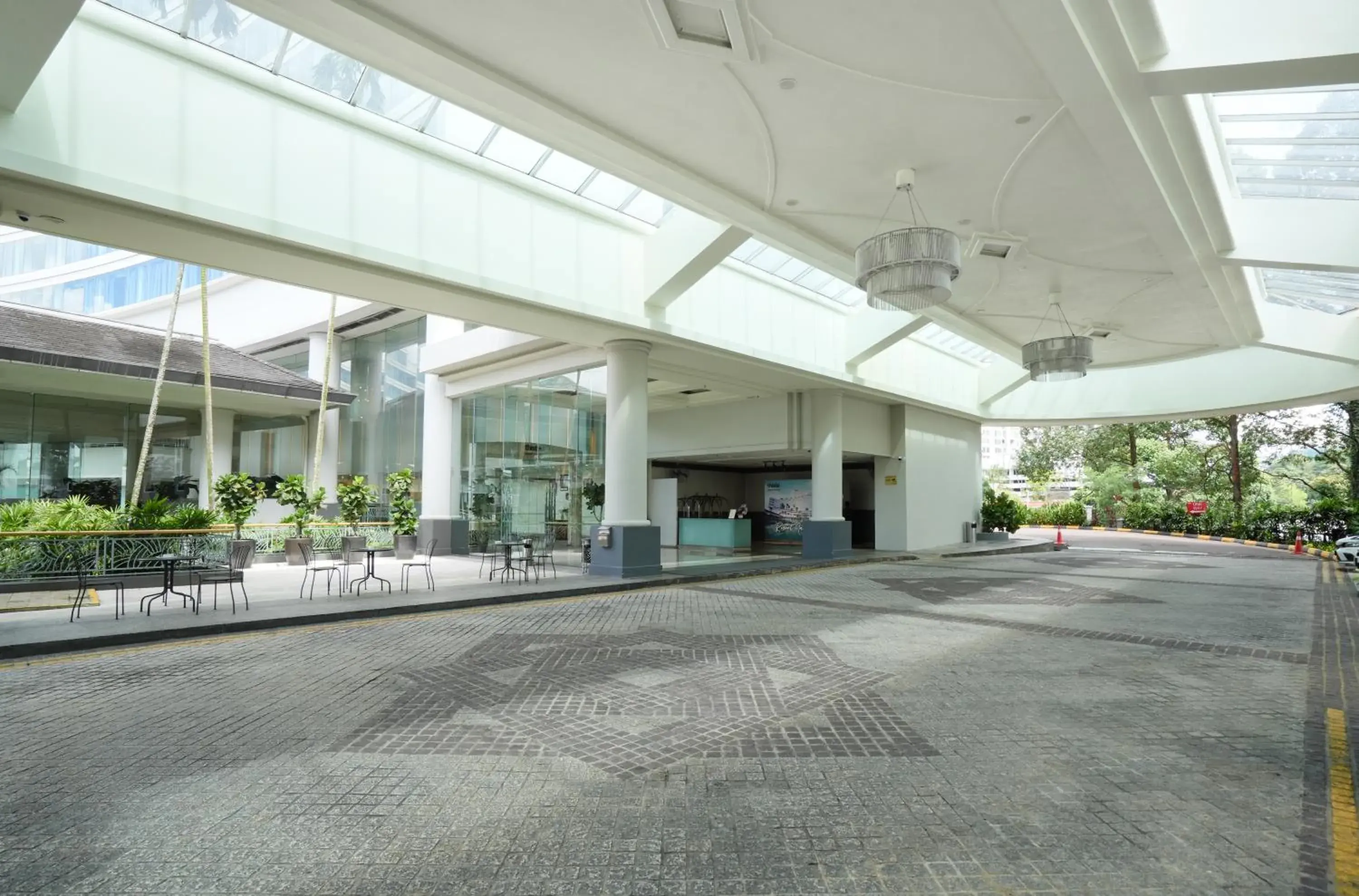 Facade/entrance in Thistle Johor Bahru Facade/entrance in Thistle Johor Bahru