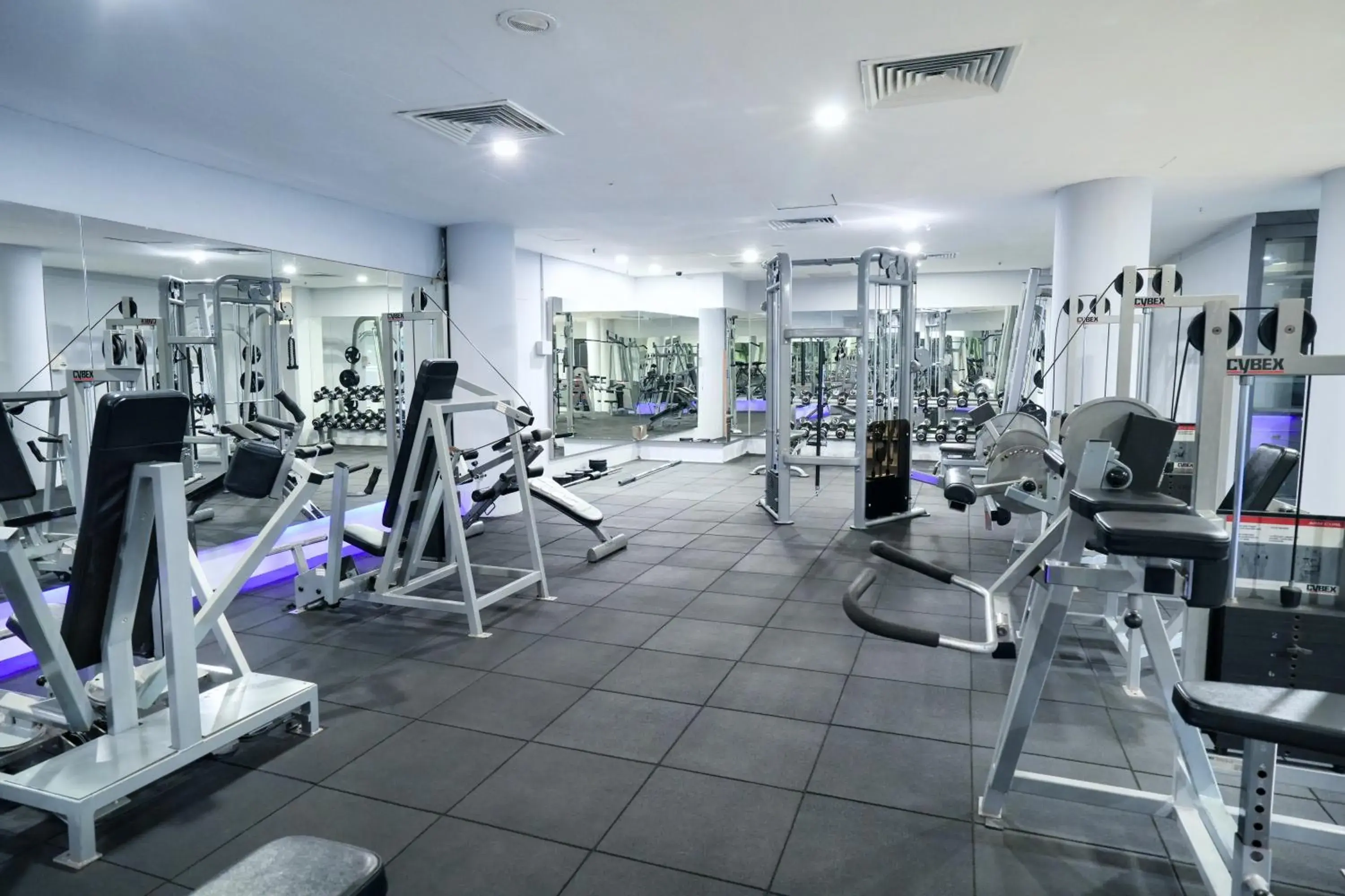 Fitness centre/facilities in Thistle Johor Bahru Fitness centre/facilities in Thistle Johor Bahru