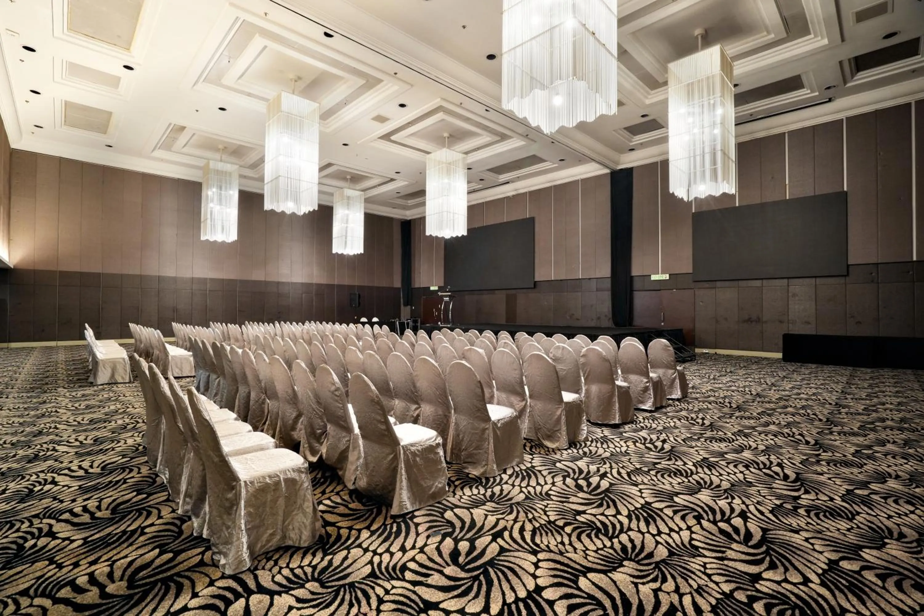 Meeting/conference room in Thistle Johor Bahru