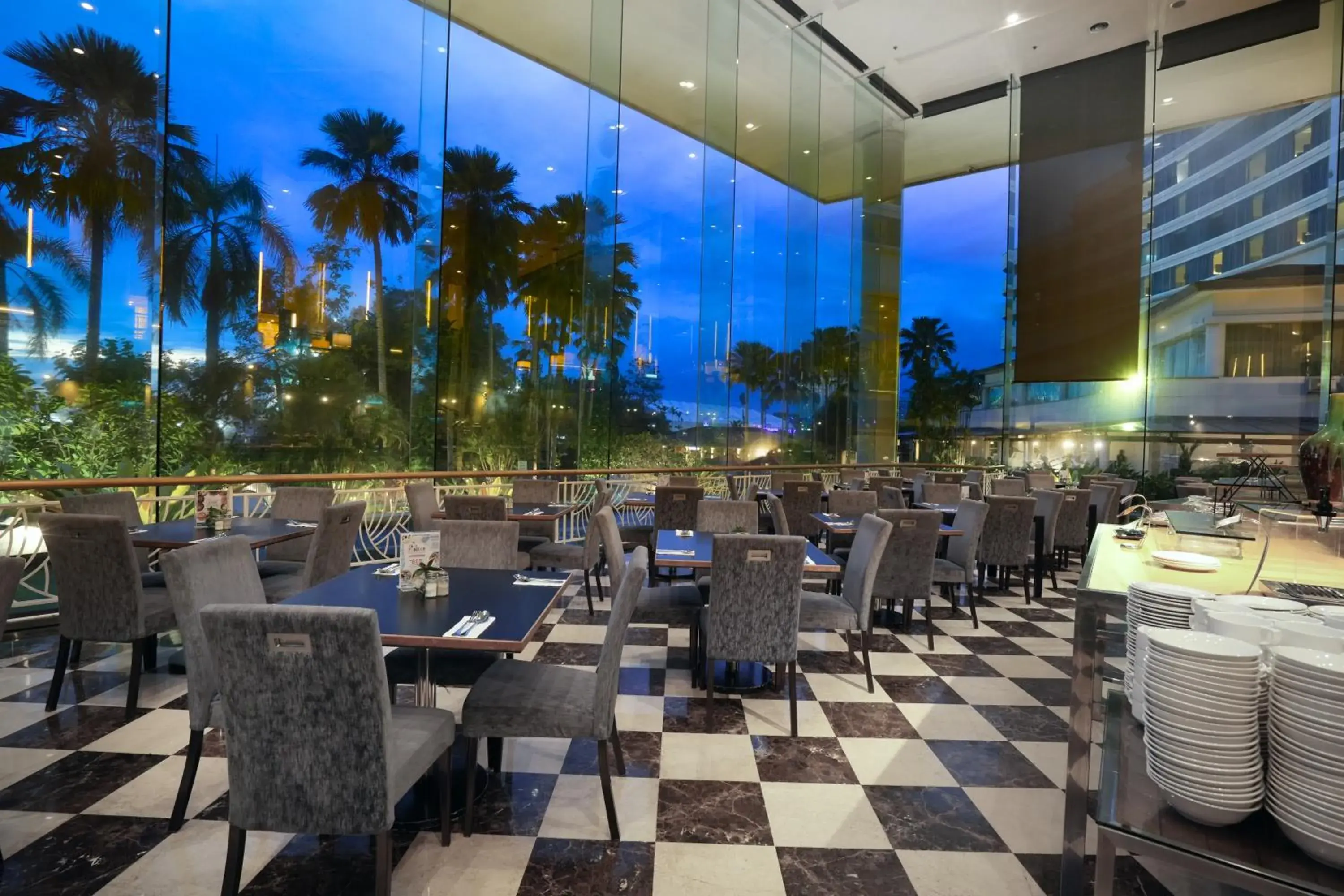 Restaurant/places to eat in Thistle Johor Bahru Restaurant/places to eat in Thistle Johor Bahru