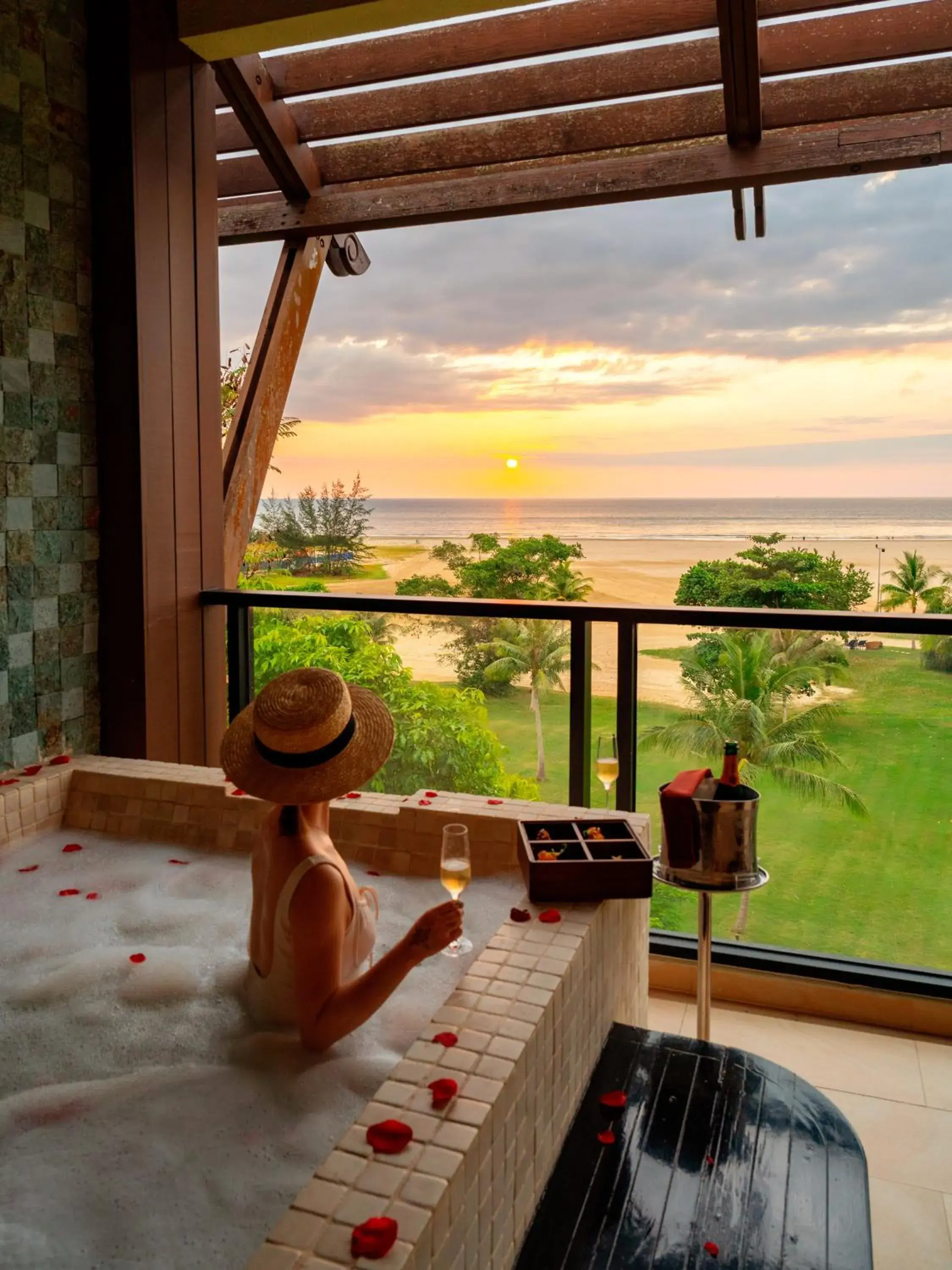 View (from property/room) in Shangri-La Rasa Ria, Kota Kinabalu View (from property/room) in Shangri-La Rasa Ria, Kota Kinabalu