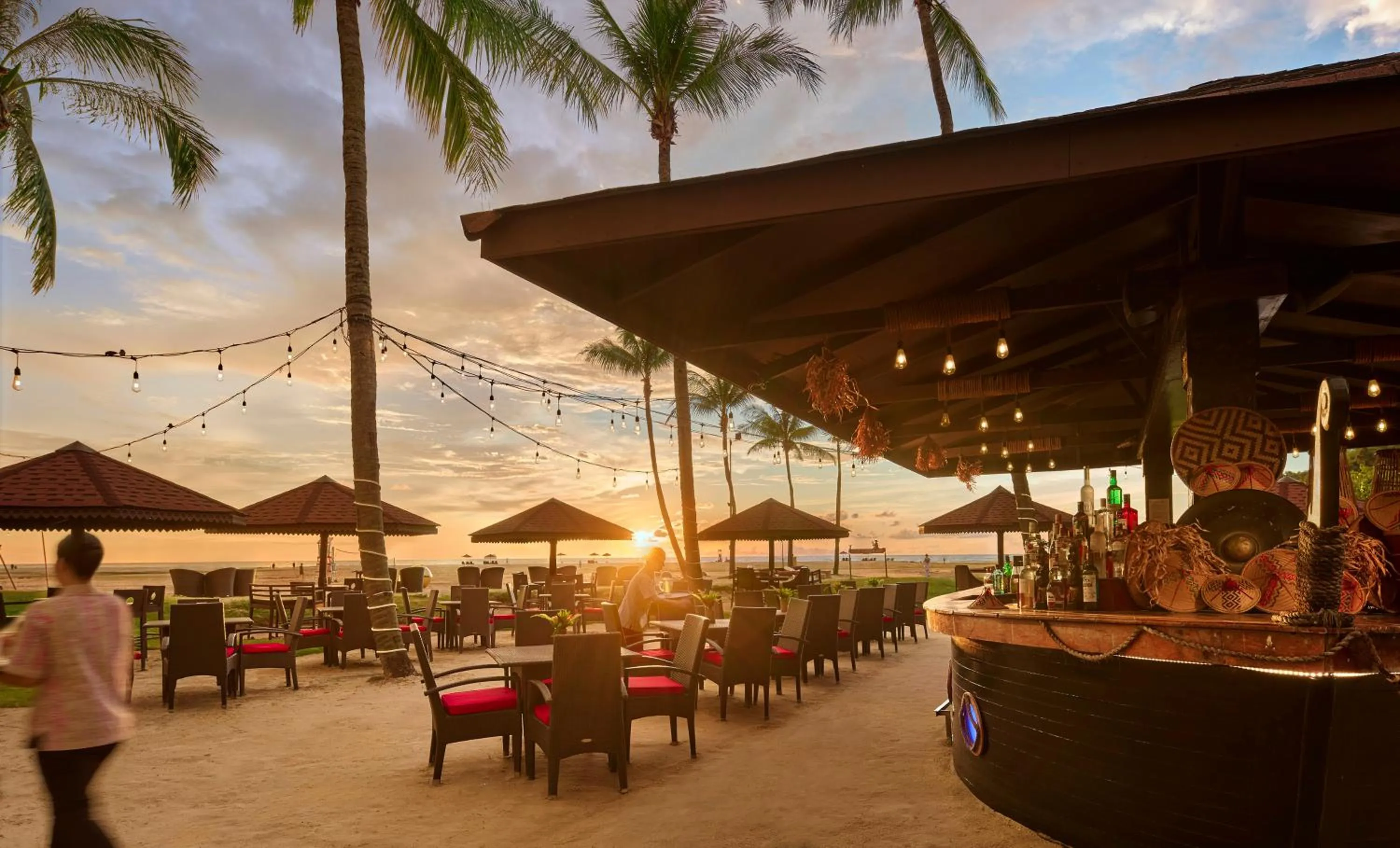 Restaurant/places to eat in Shangri-La Rasa Ria, Kota Kinabalu