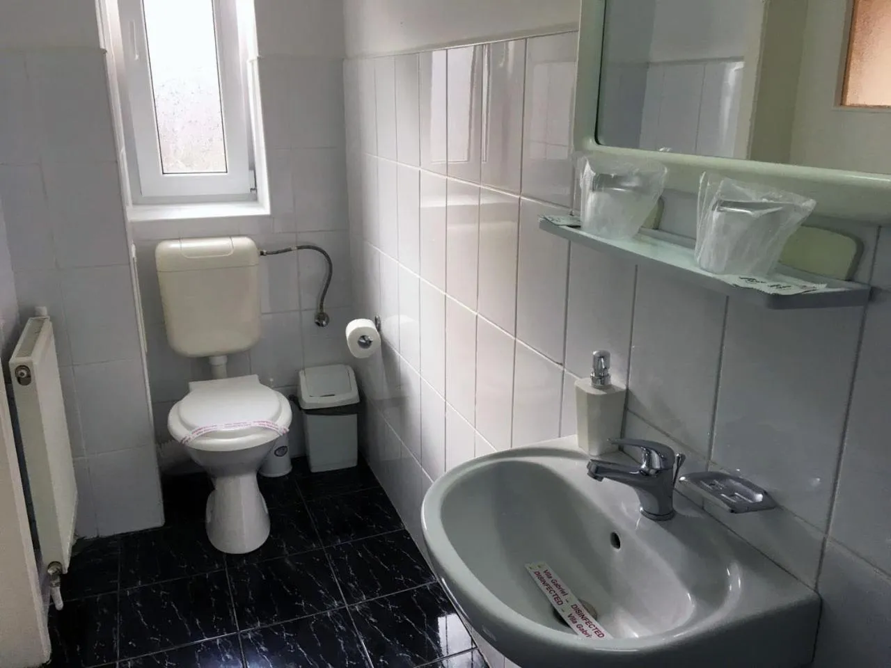 Toilet in Vila Gabriel