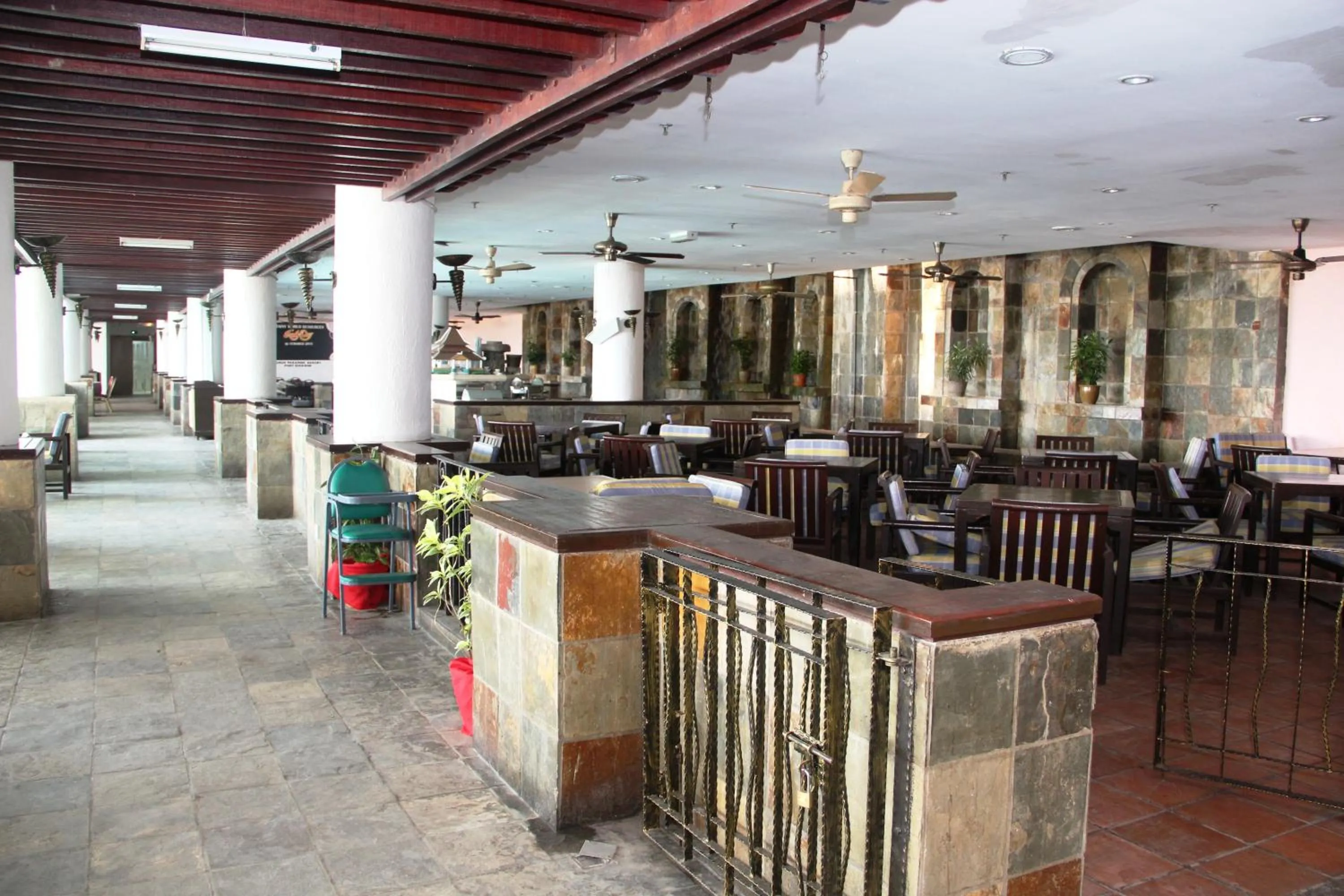 Restaurant/places to eat in Corus Paradise Resort Port Dickson