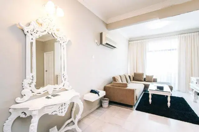 Living room in Century Bay Private Residences Living room in Century Bay Private Residences