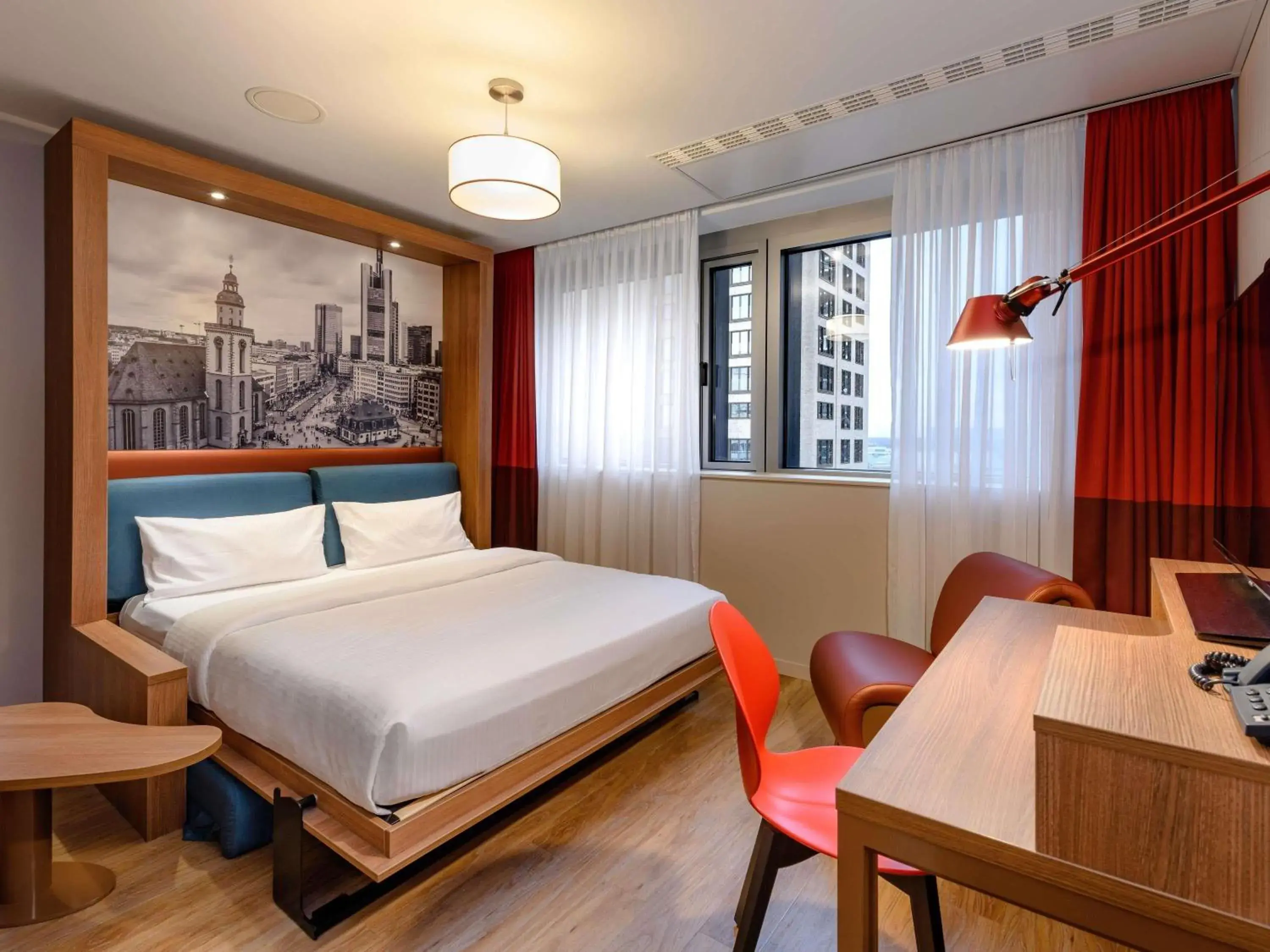 Bedroom, Bed in Aparthotel Adagio Frankfurt City Messe Bedroom, Bed in Aparthotel Adagio Frankfurt City Messe