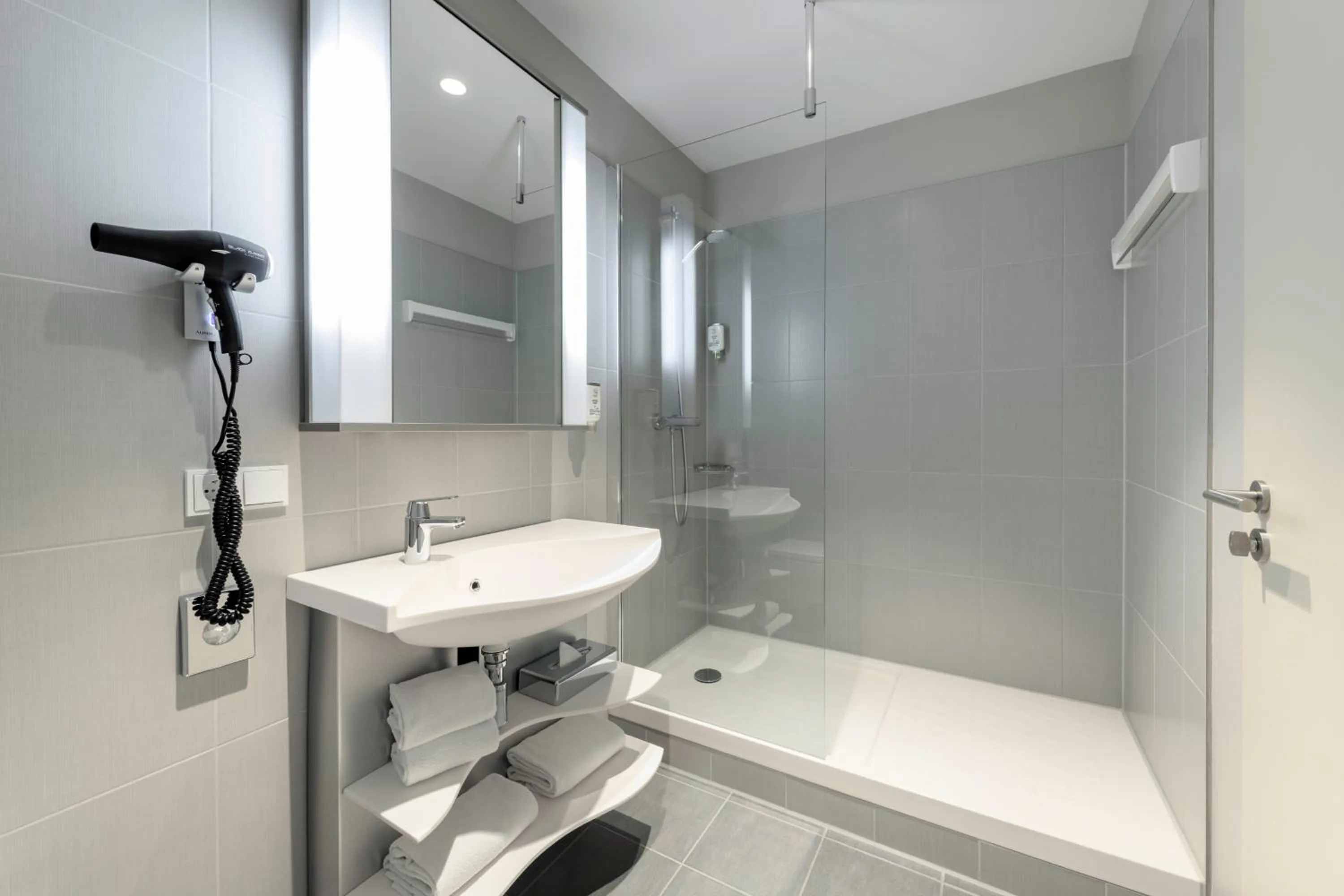 Bathroom in Aparthotel Adagio Frankfurt City Messe