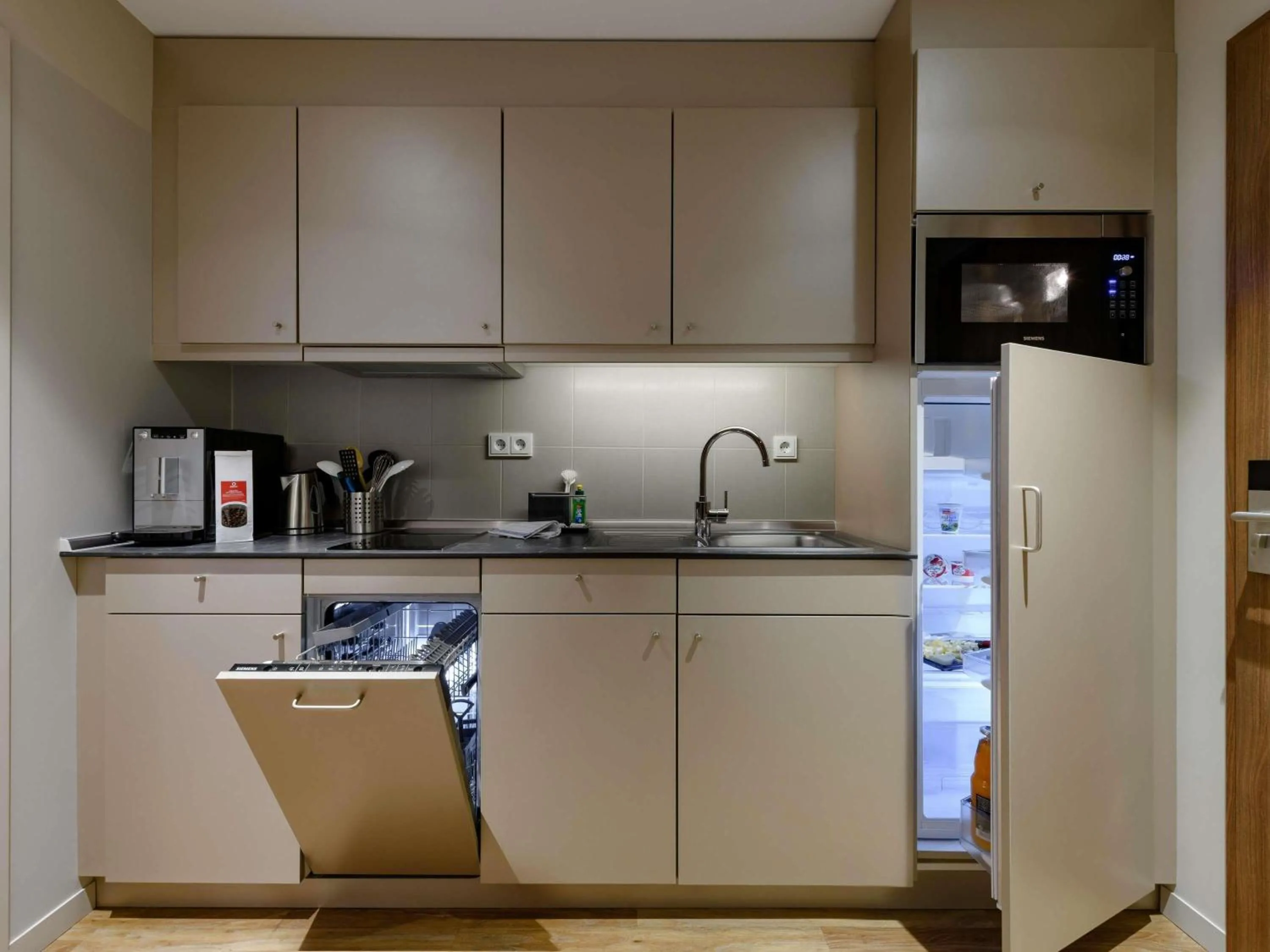 Bedroom in Aparthotel Adagio Frankfurt City Messe