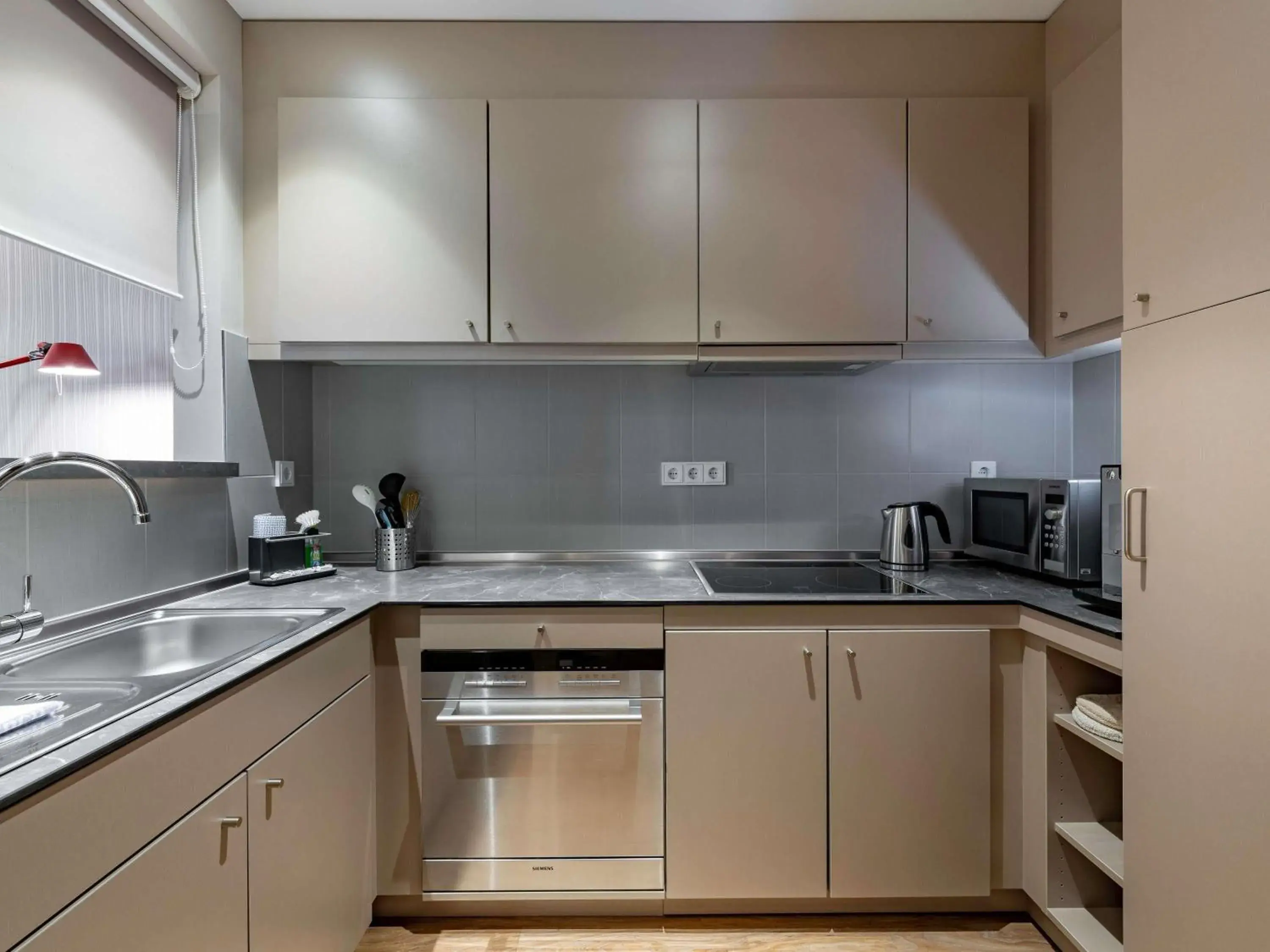 Bedroom in Aparthotel Adagio Frankfurt City Messe Bedroom in Aparthotel Adagio Frankfurt City Messe