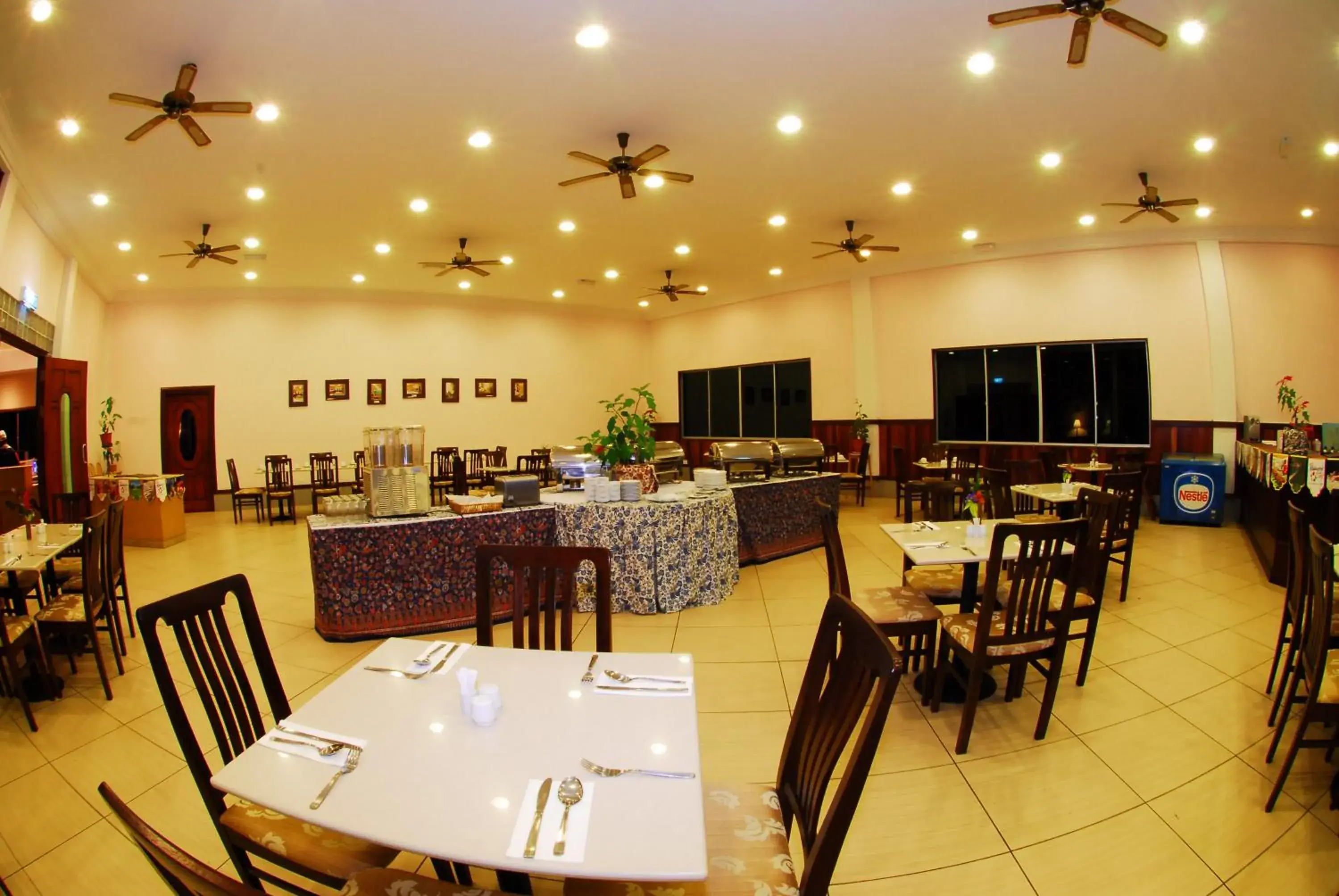 Restaurant/places to eat in Celyn Resort Kinabalu Restaurant/places to eat in Celyn Resort Kinabalu