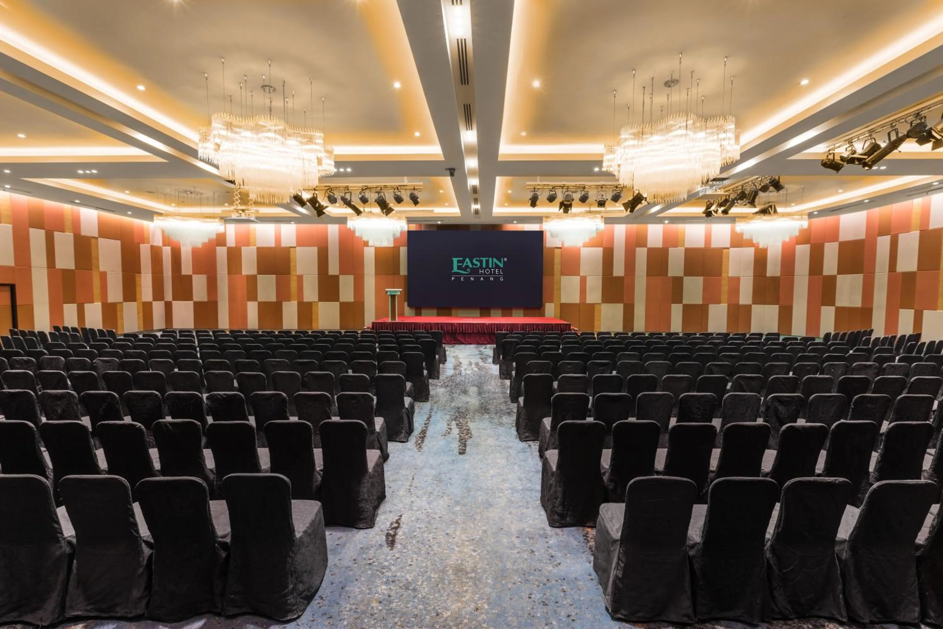 Business facilities in Eastin Hotel Penang