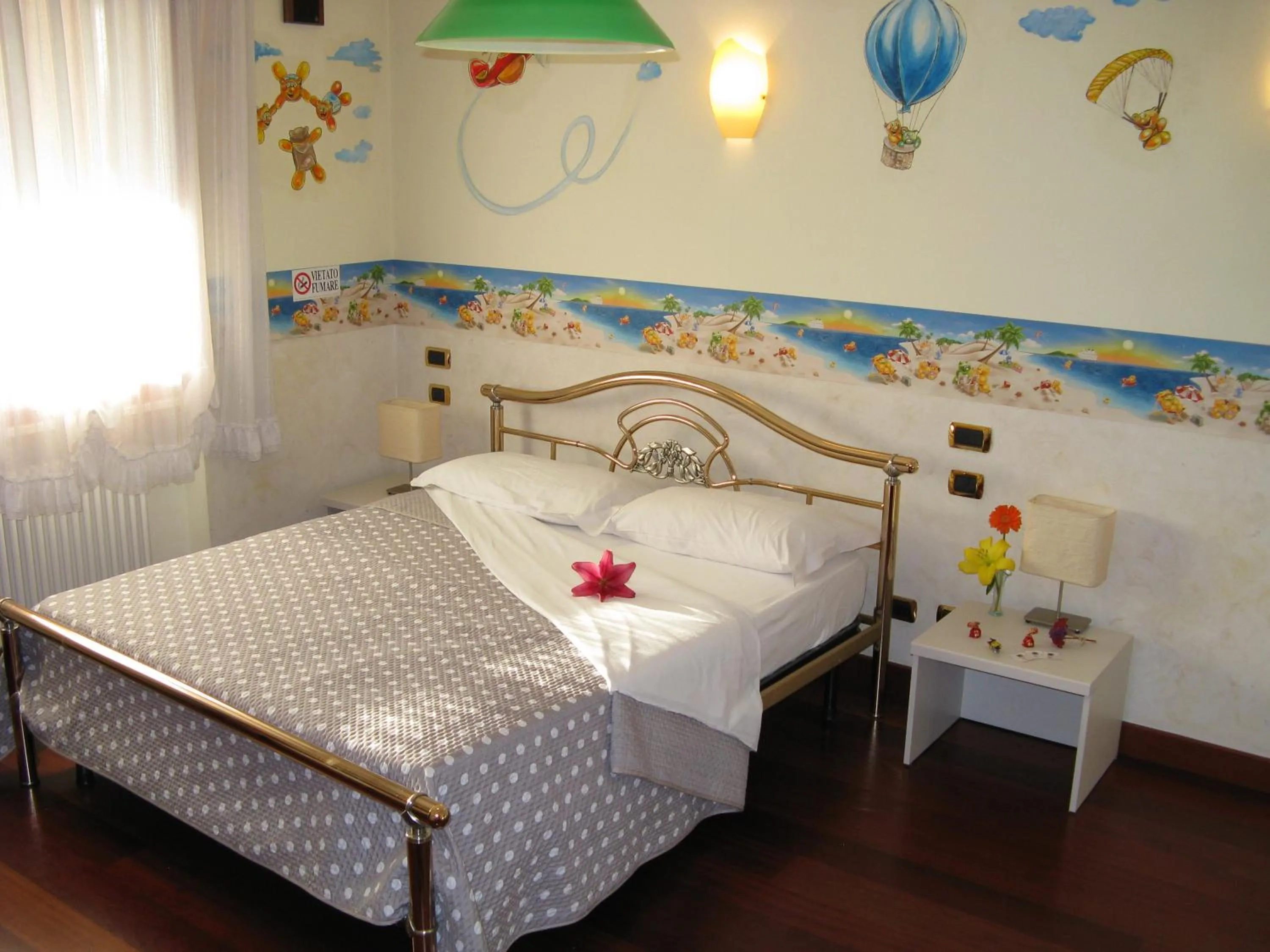 Photo of the whole room, Bed in B&B Nelly